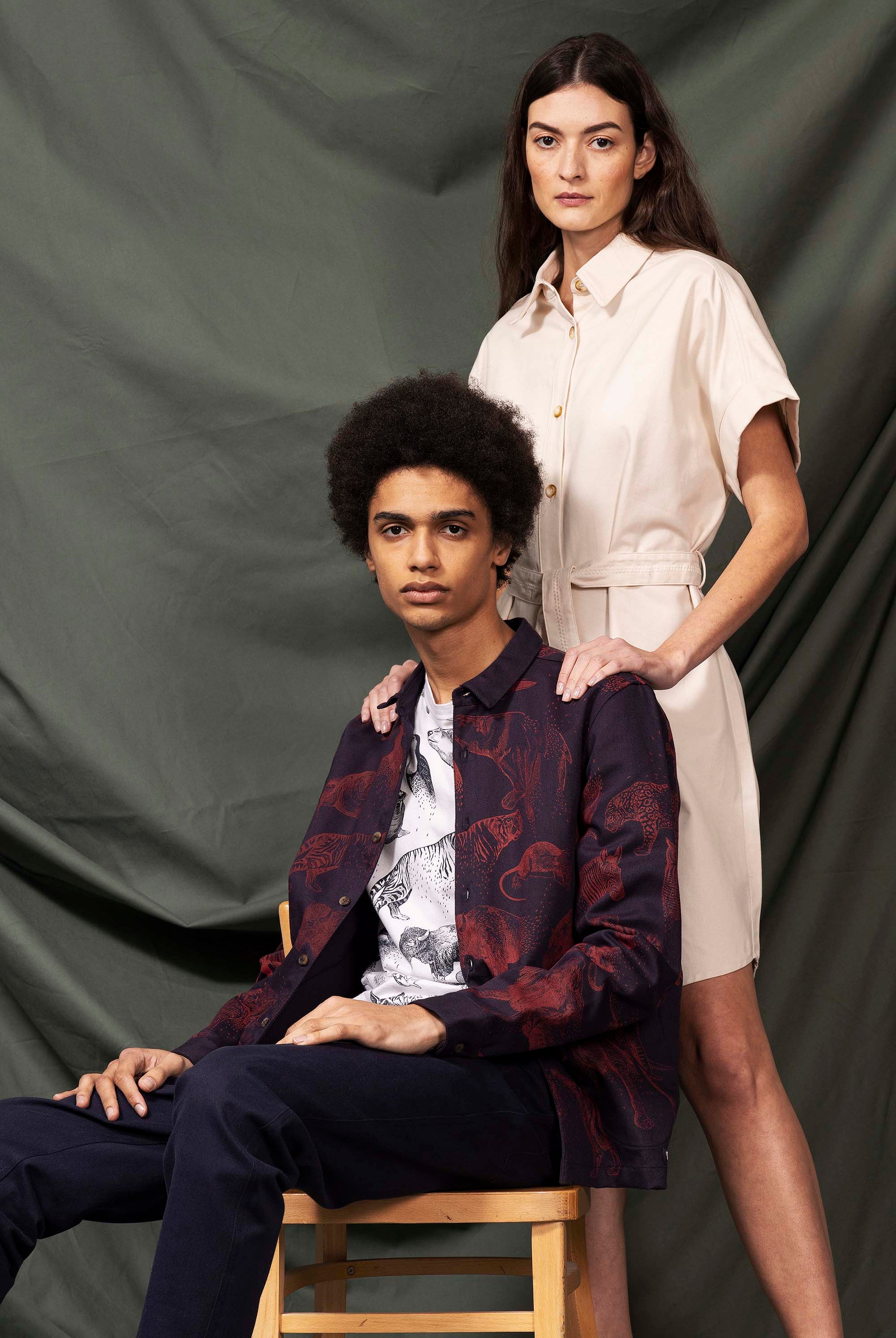 INCONTOURNABLES ET ESSENTIELS