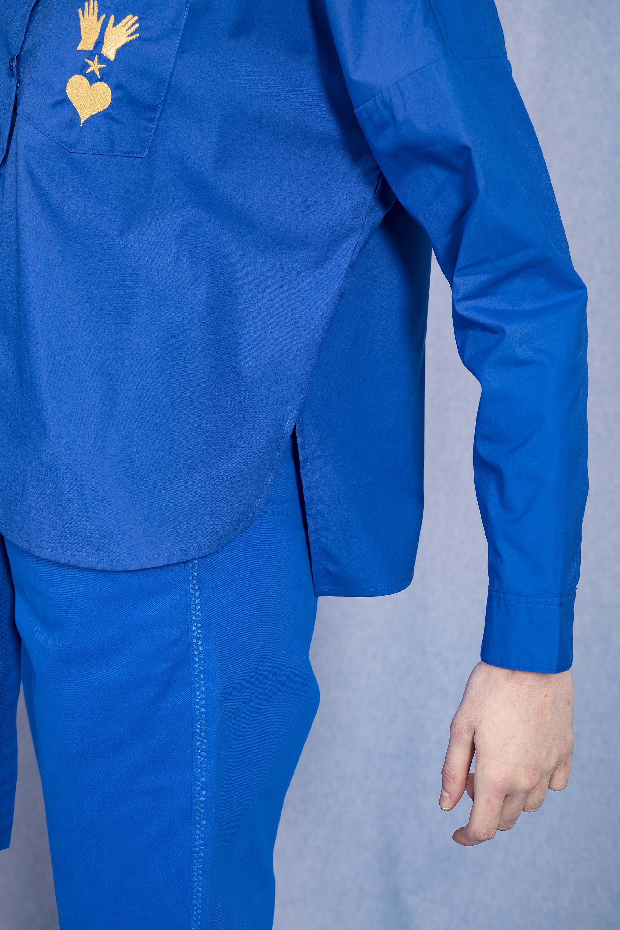 Chemise Alanis Bleu chemise Misericordia, librement inspirée de différents univers