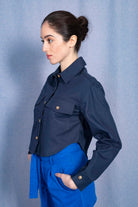 Chemise Arlet Bleu Marine chemise Misericordia, librement inspirée de différents univers
