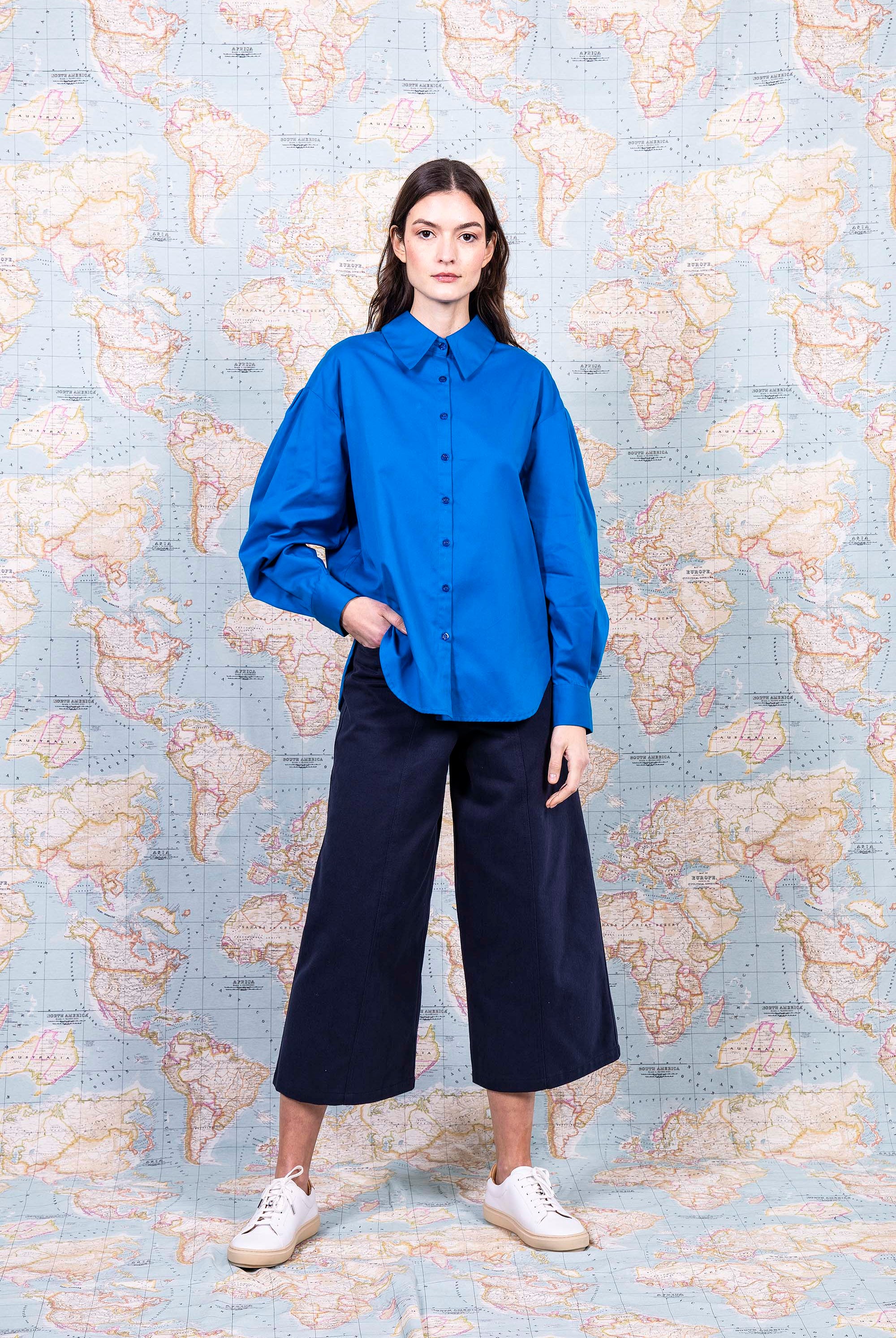 Chemise Nela Bleu chemise femme, grand incontournable du vestiaire féminin