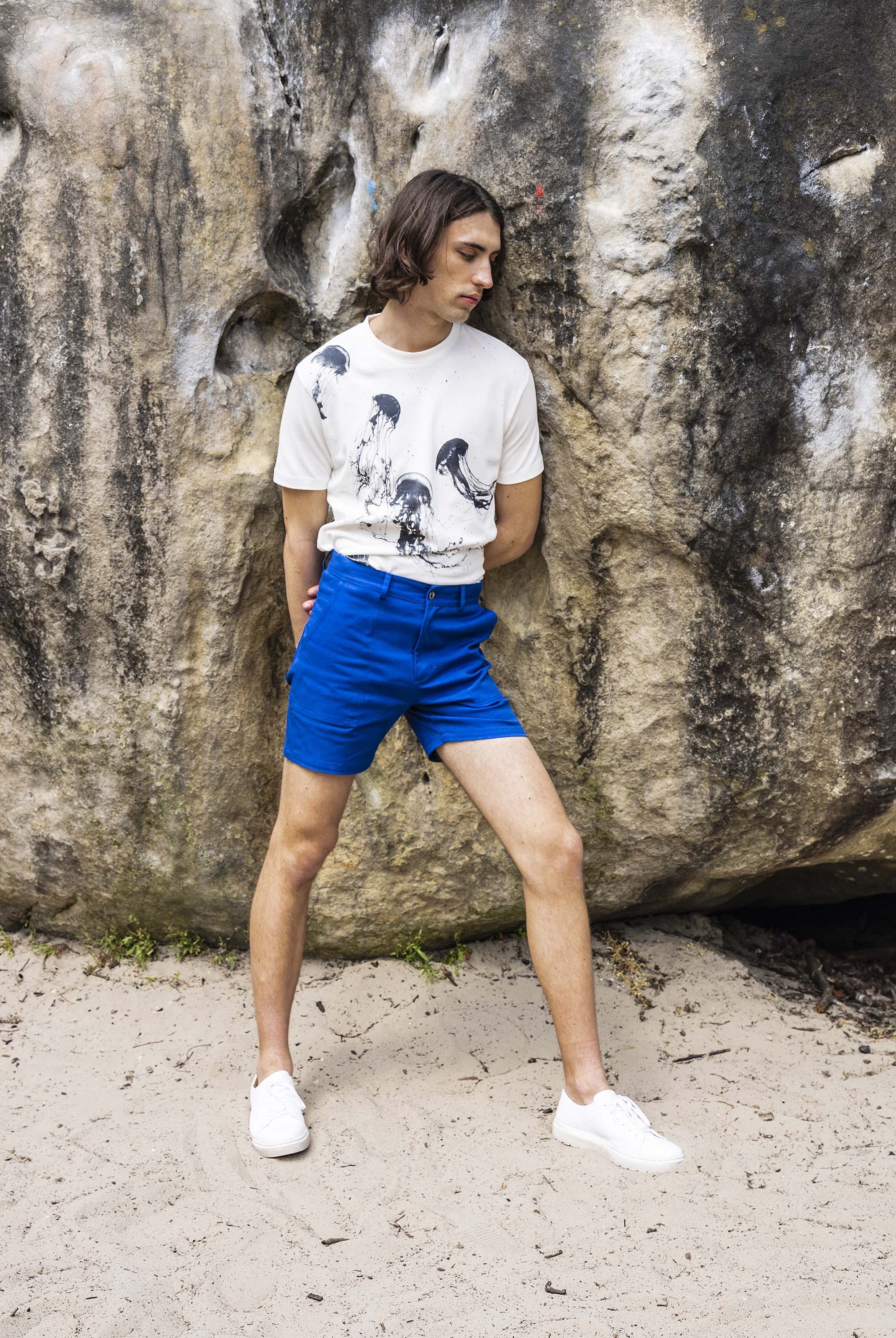 Short Ciclista Bleu Saphir le pantalon classique affiche un esprit de distinction