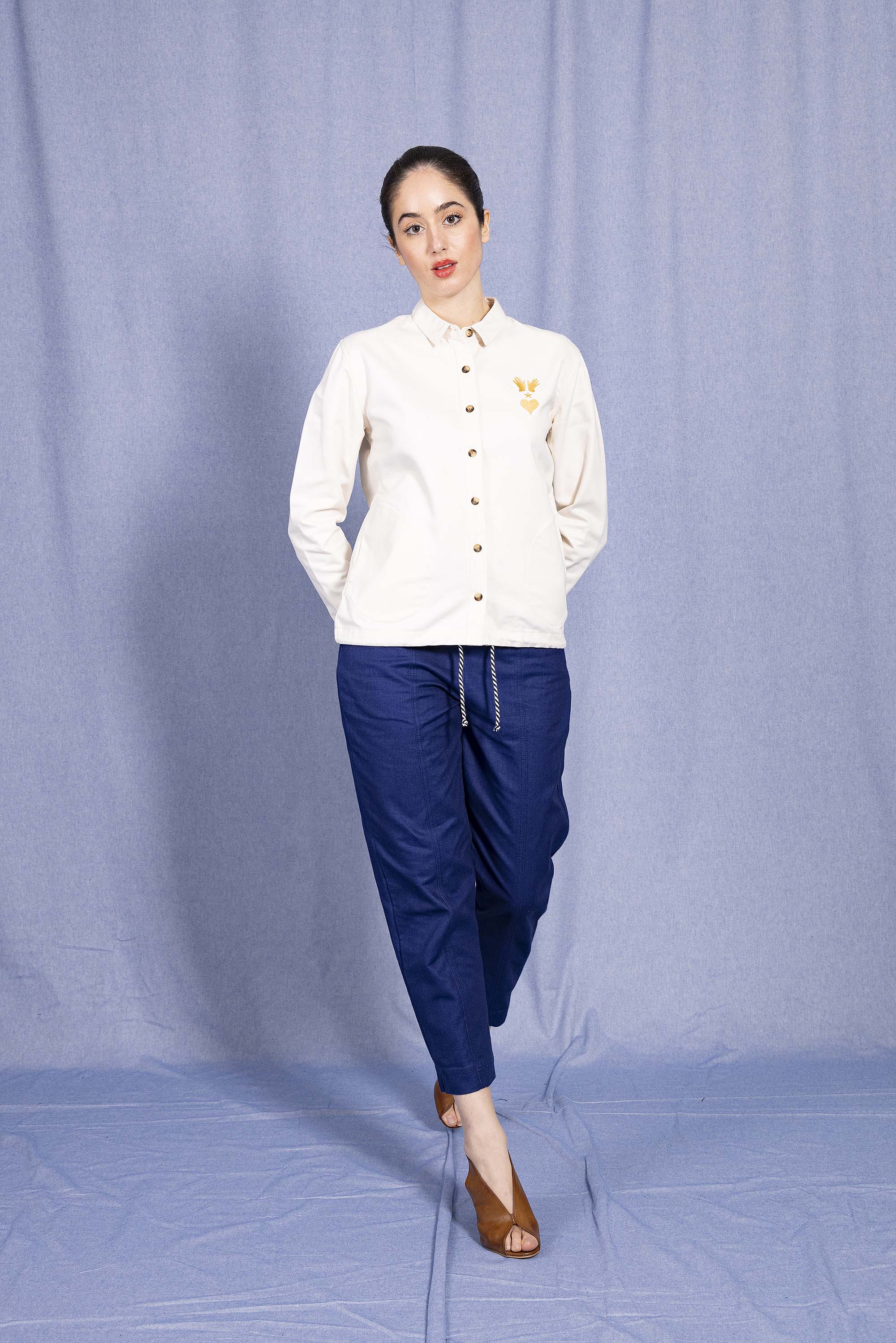 Surchemise Fontanera Ola Ecru chemise Misericordia, librement inspirée de différents univers