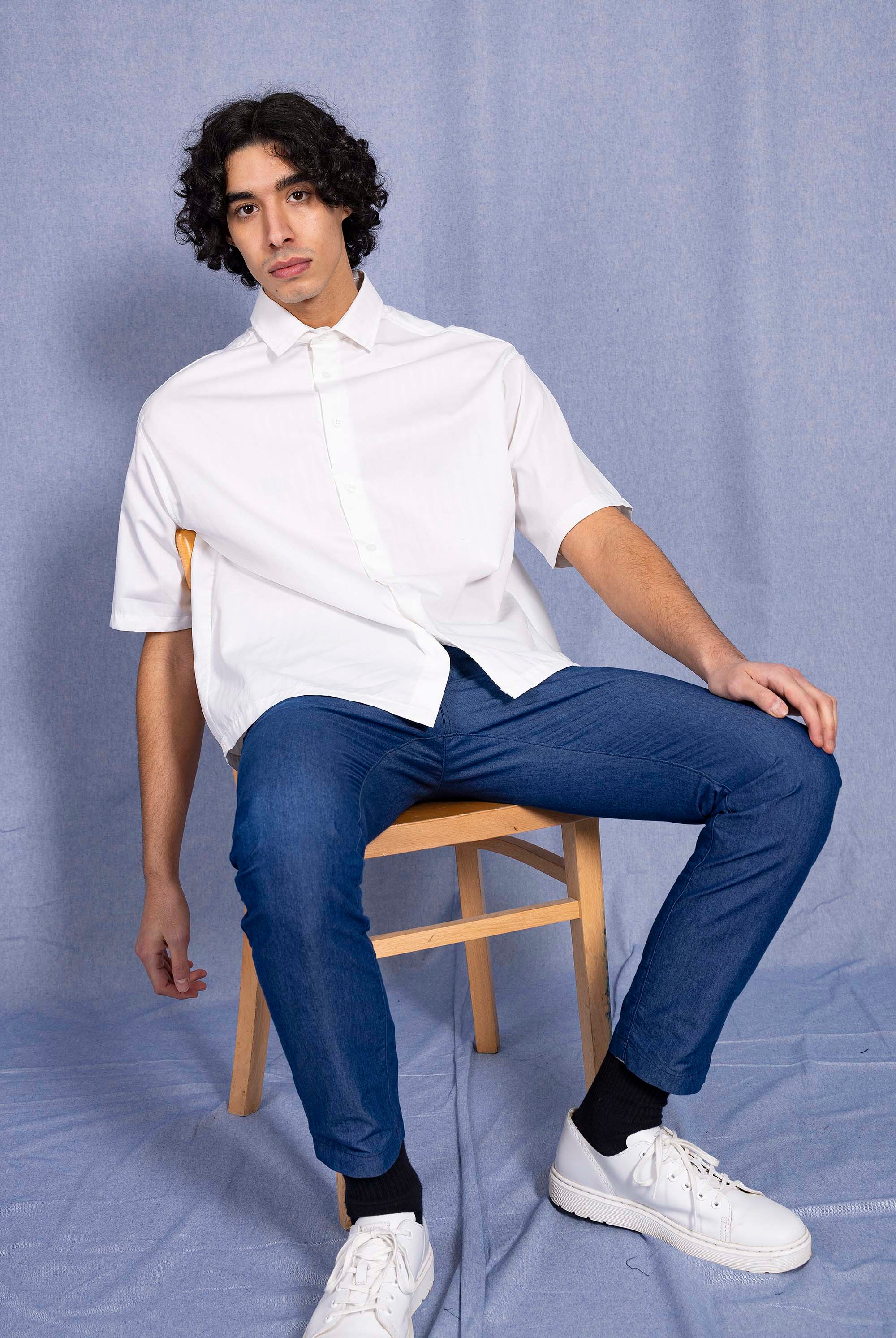 Chemise Orrin Blanc chemise à l'esprit classique, simple et élégant