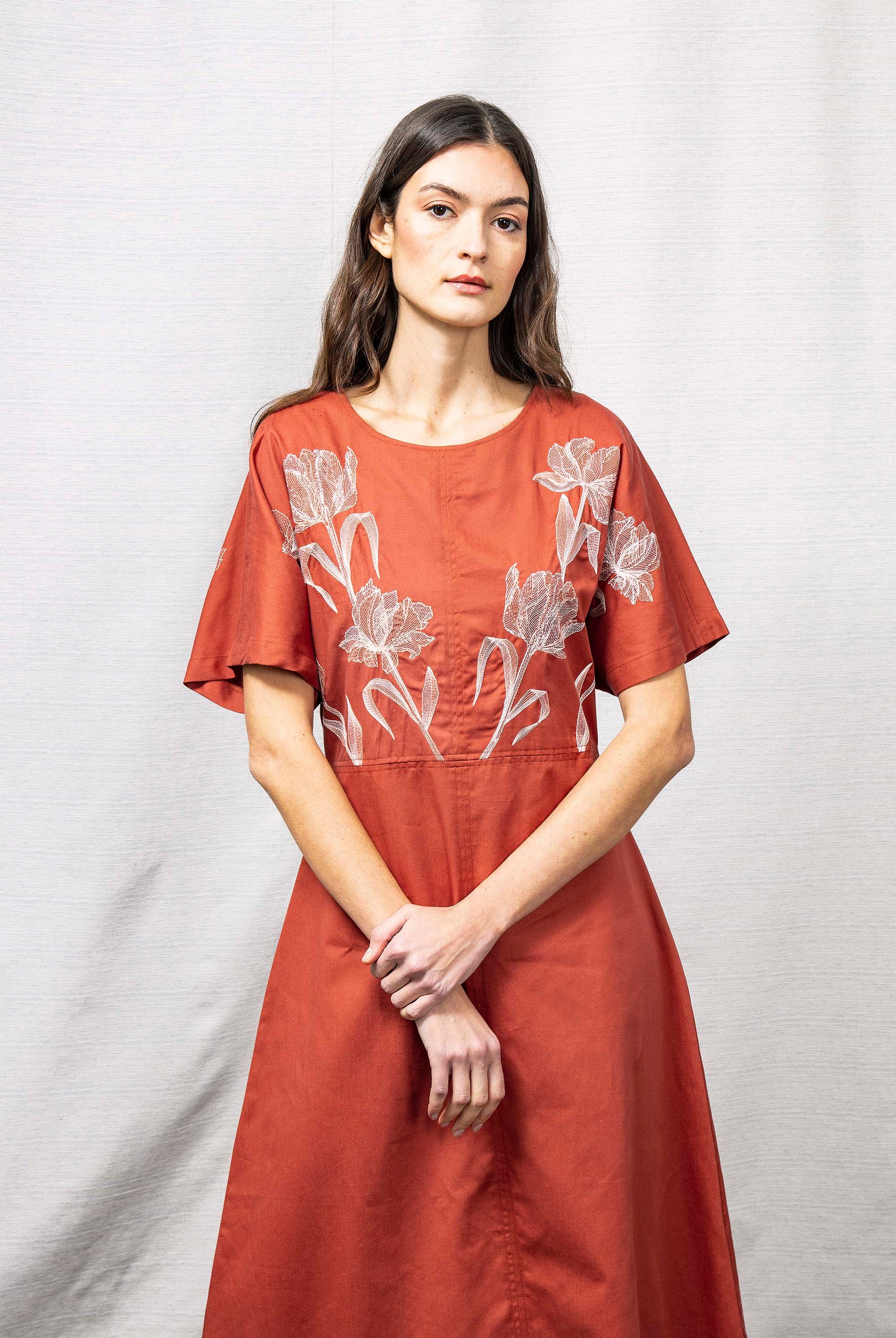 Robe Maeve Flores Rouge Brique robes femme faciles à vivre et agréables à porter