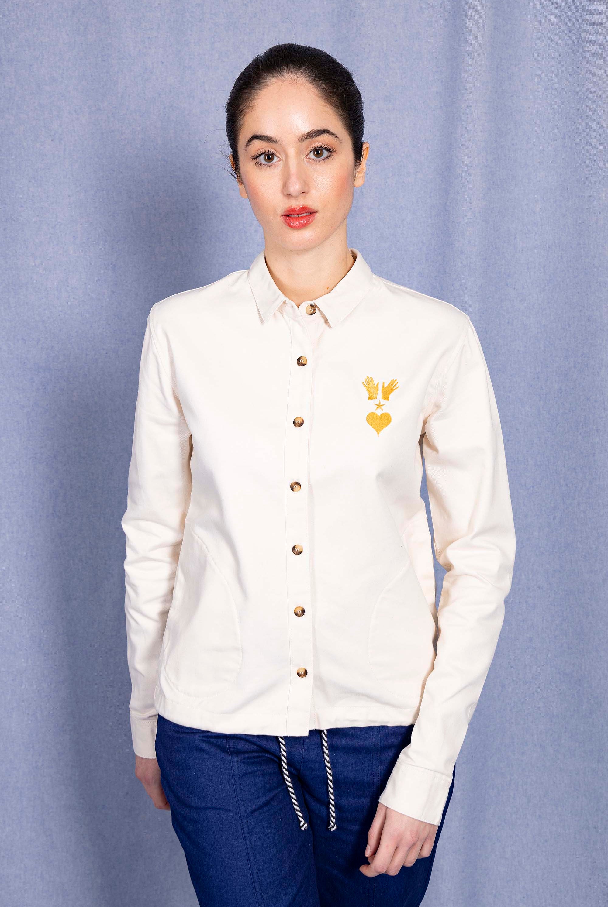 Surchemise Fontanera Ola Ecru à la fois élégante et casual pour un look ultra féminin