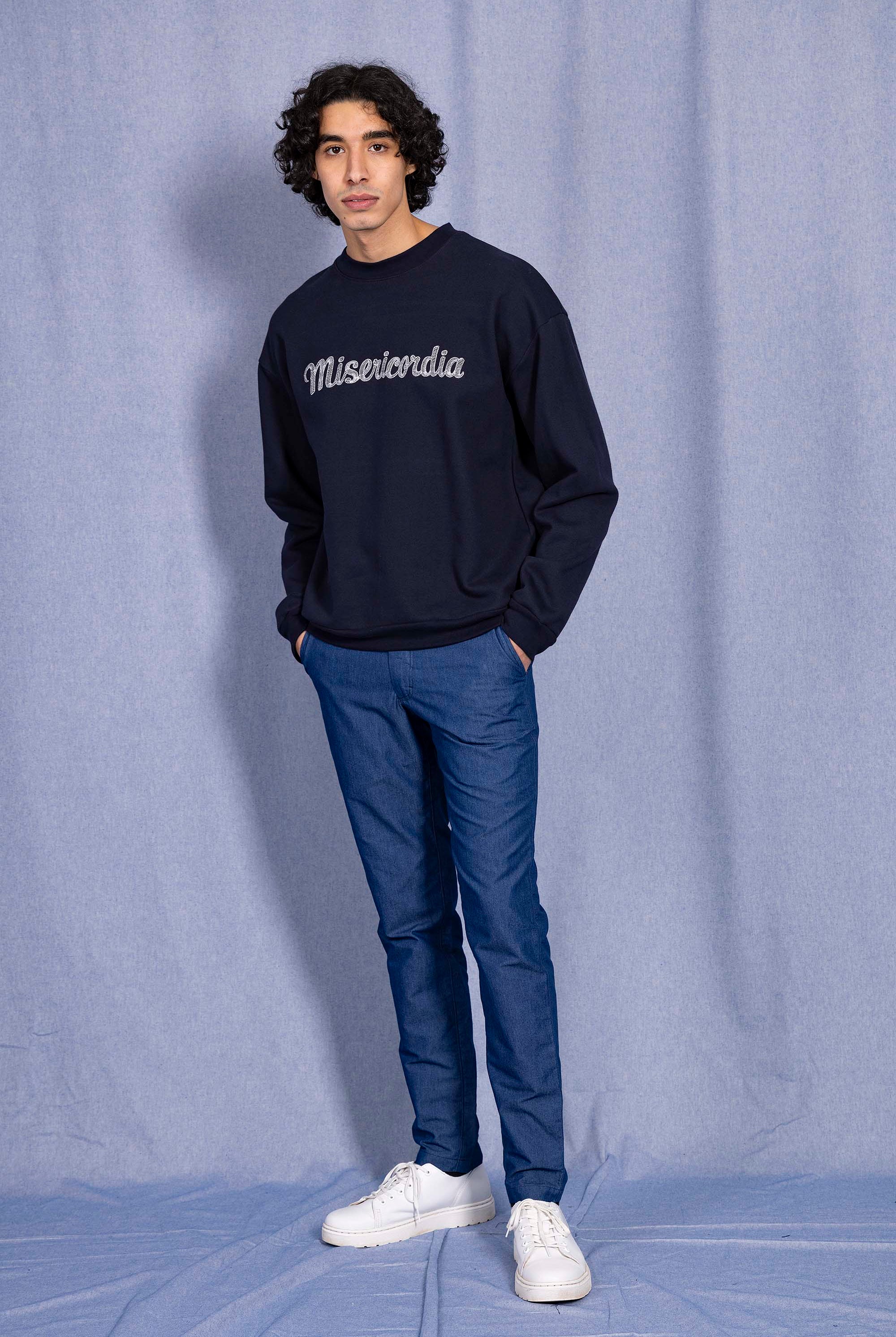 Sweatshirt Angelo Misericordia Bleu Marine style skateur avec capuche ou plus élégant avec un col rond