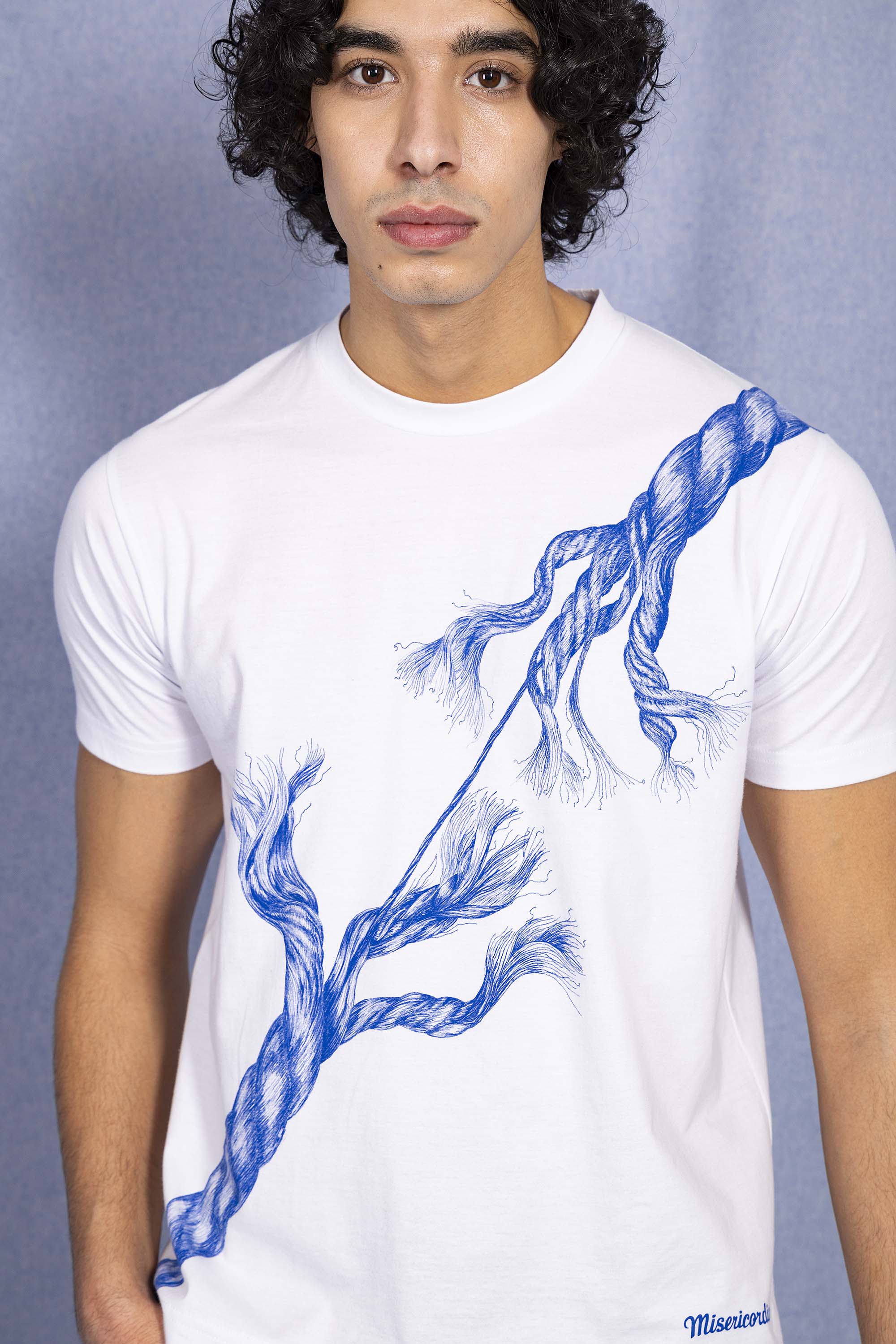 T-Shirt Mario Cuerda Blanc modèles à logo et coupes actuelles, les t-shirts Misericordia pour homme à découvrir