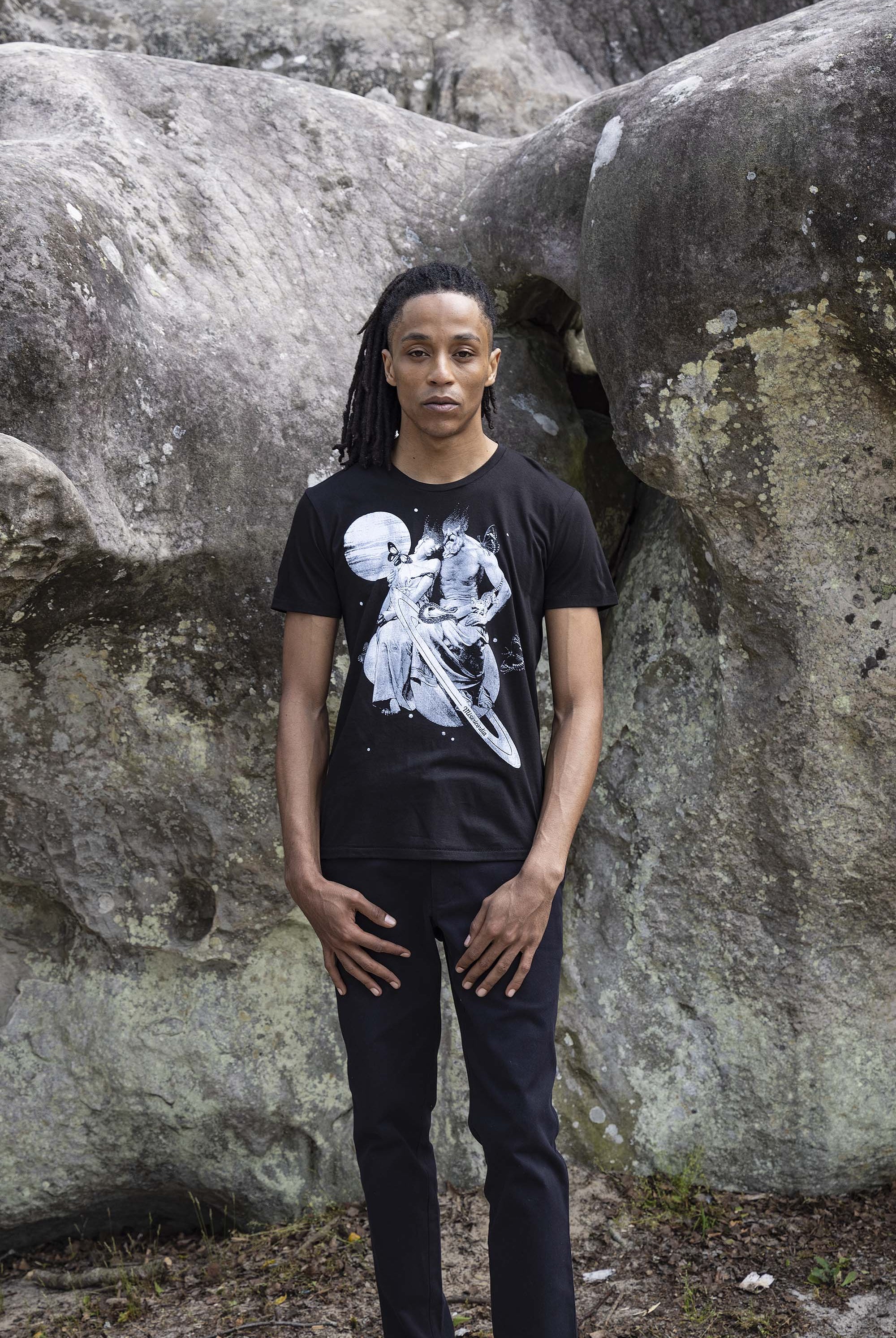 T-Shirt Querido Saturno Noir jouer la carte de l'originalité avec les t-shirts à message Misericordia