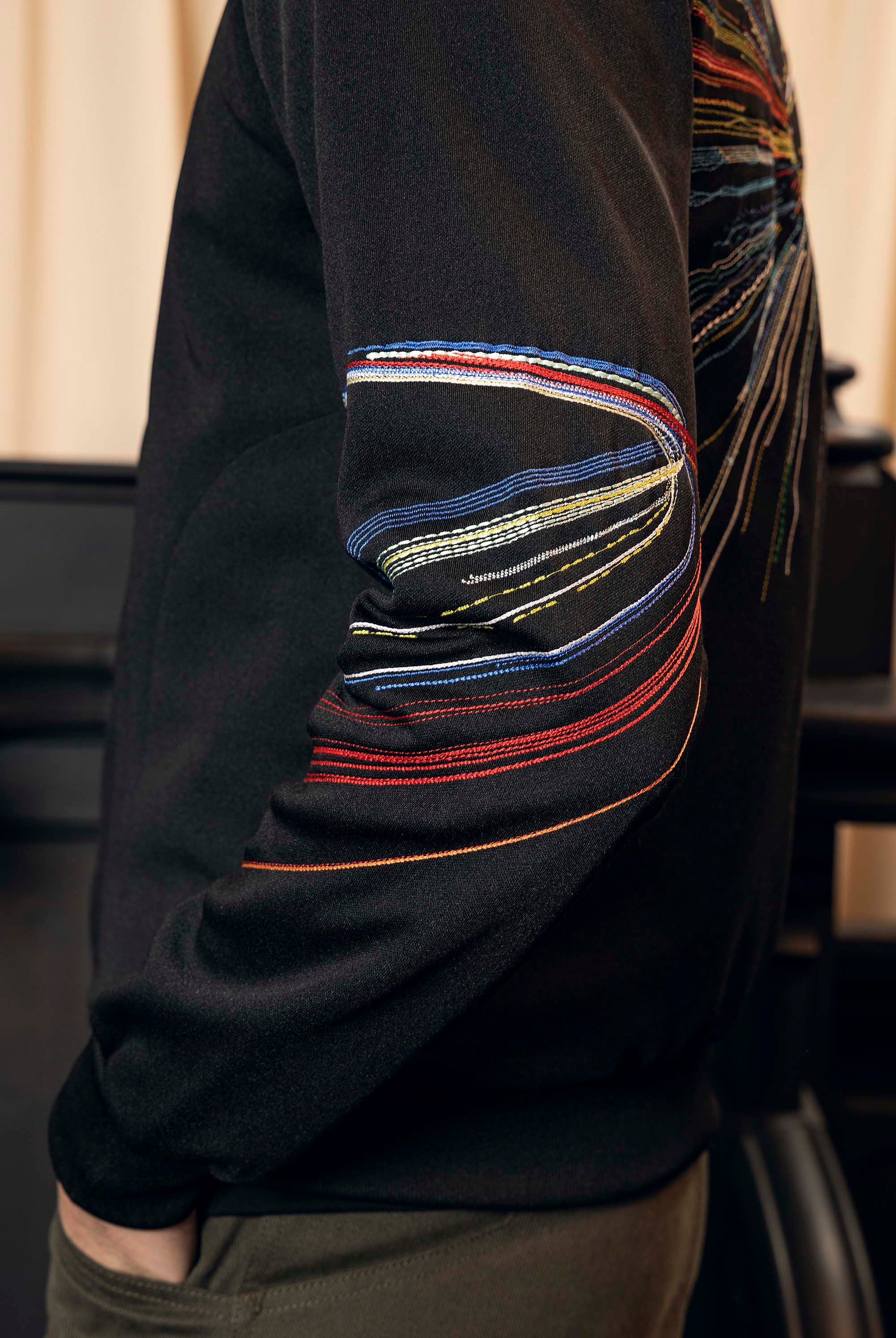 Veste de Sport Classica Faros Noir élément incontournable des tenues masculines, la veste est une pièce polyvalente