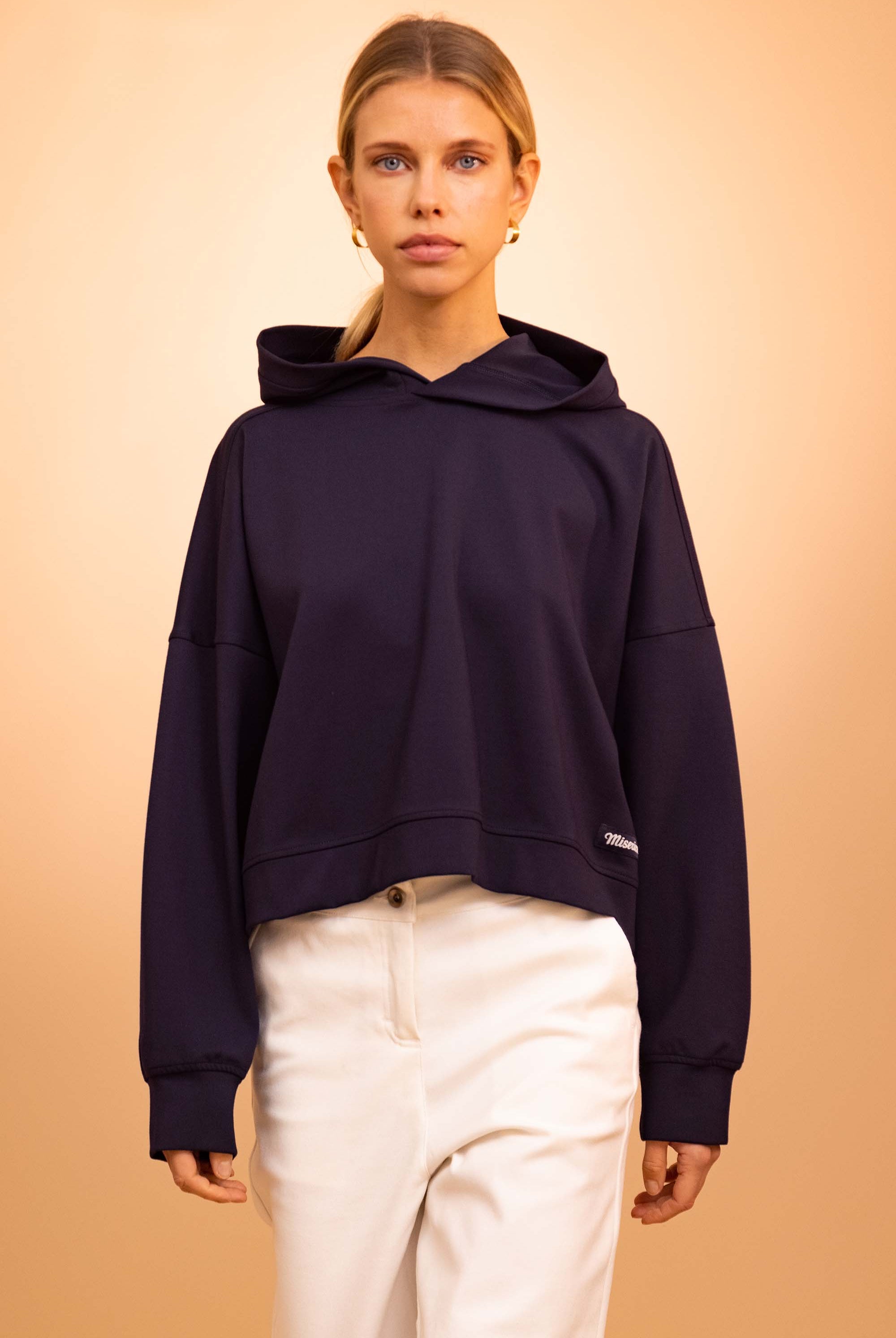 Sweatshirt Victoria Bleu Marine des sweatshirts femmes basiques épurés