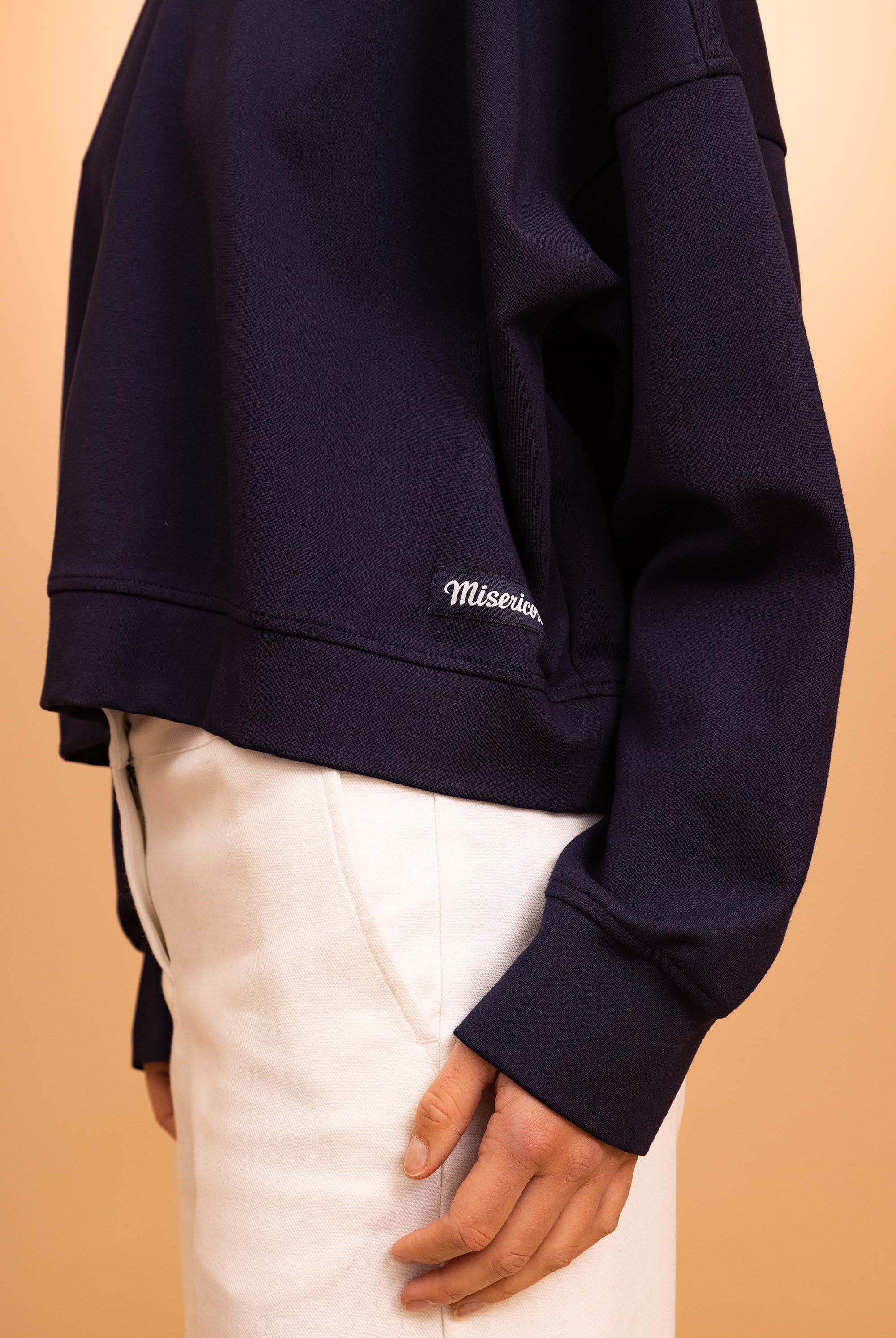 Sweatshirt Victoria Bleu Marine doux et confortable, cintré, oversize, zippé ou à capuche