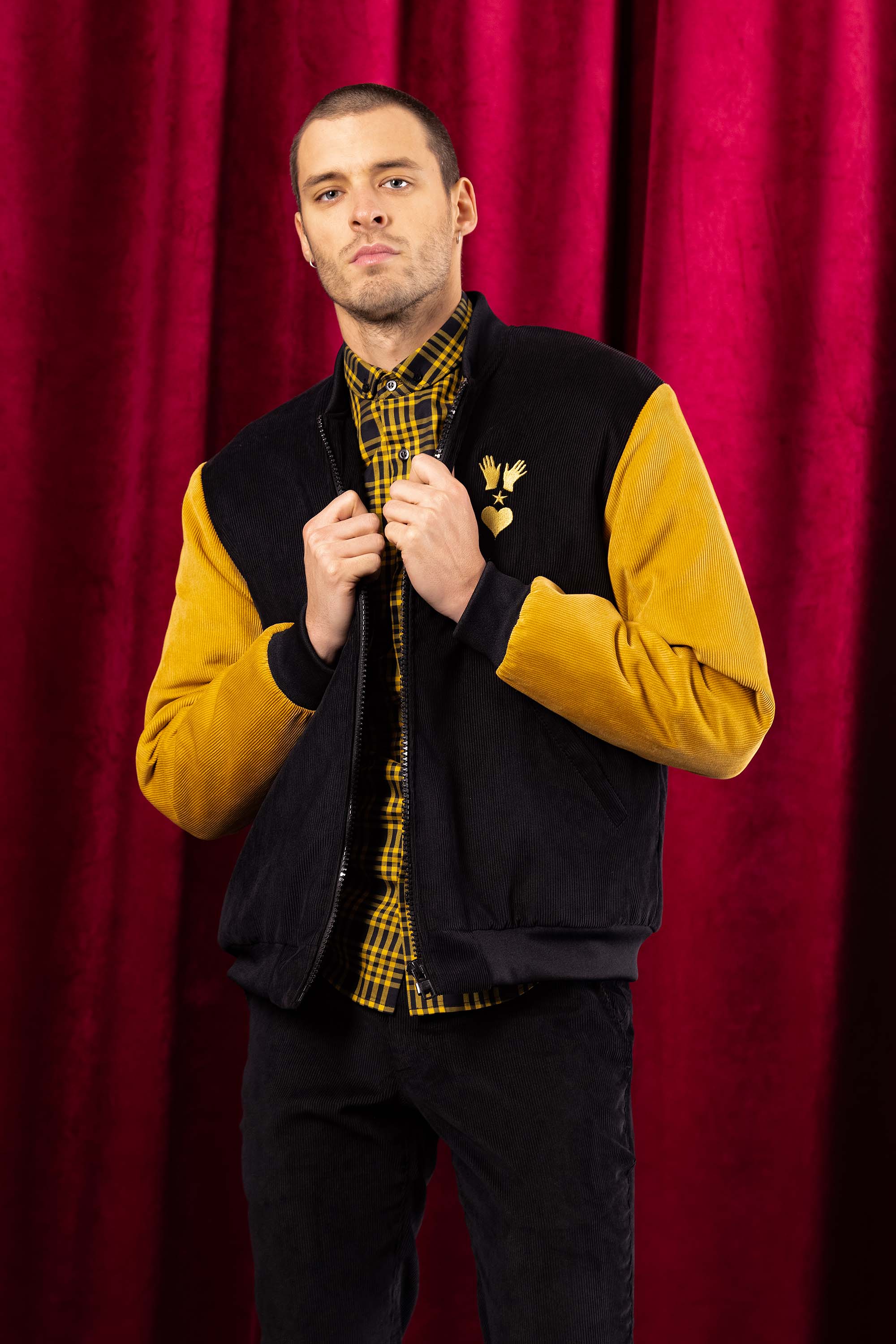 blouson bombardier noir et jaune en velours à col côtelé pour homme nouveauté nouvelle collection hiver 2022 misericordia