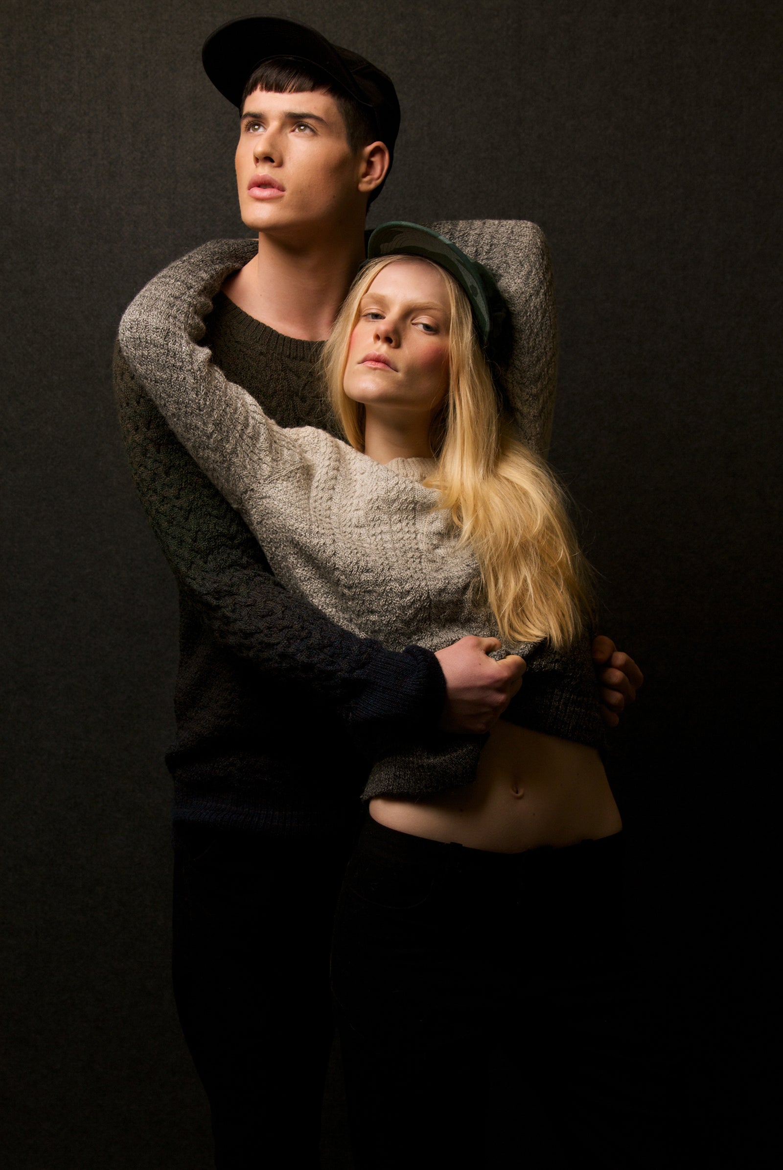 Campagne misericordia hivers 2014 couple habillé avec de la maille, collection intemporelle