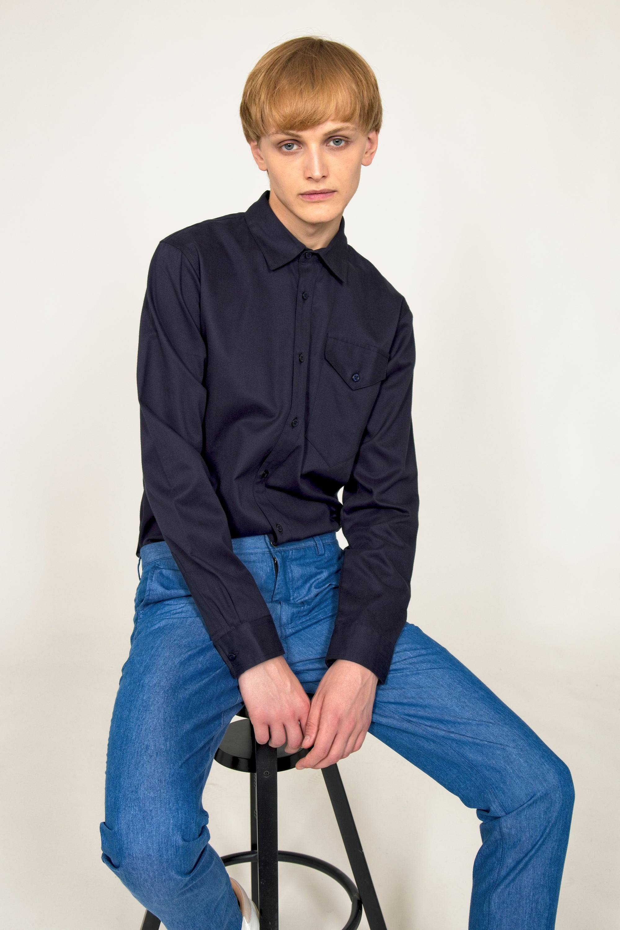 BASIQUES PAS SI “BASIC” : L’ART DU STYLE BON CHIC BON GENRE