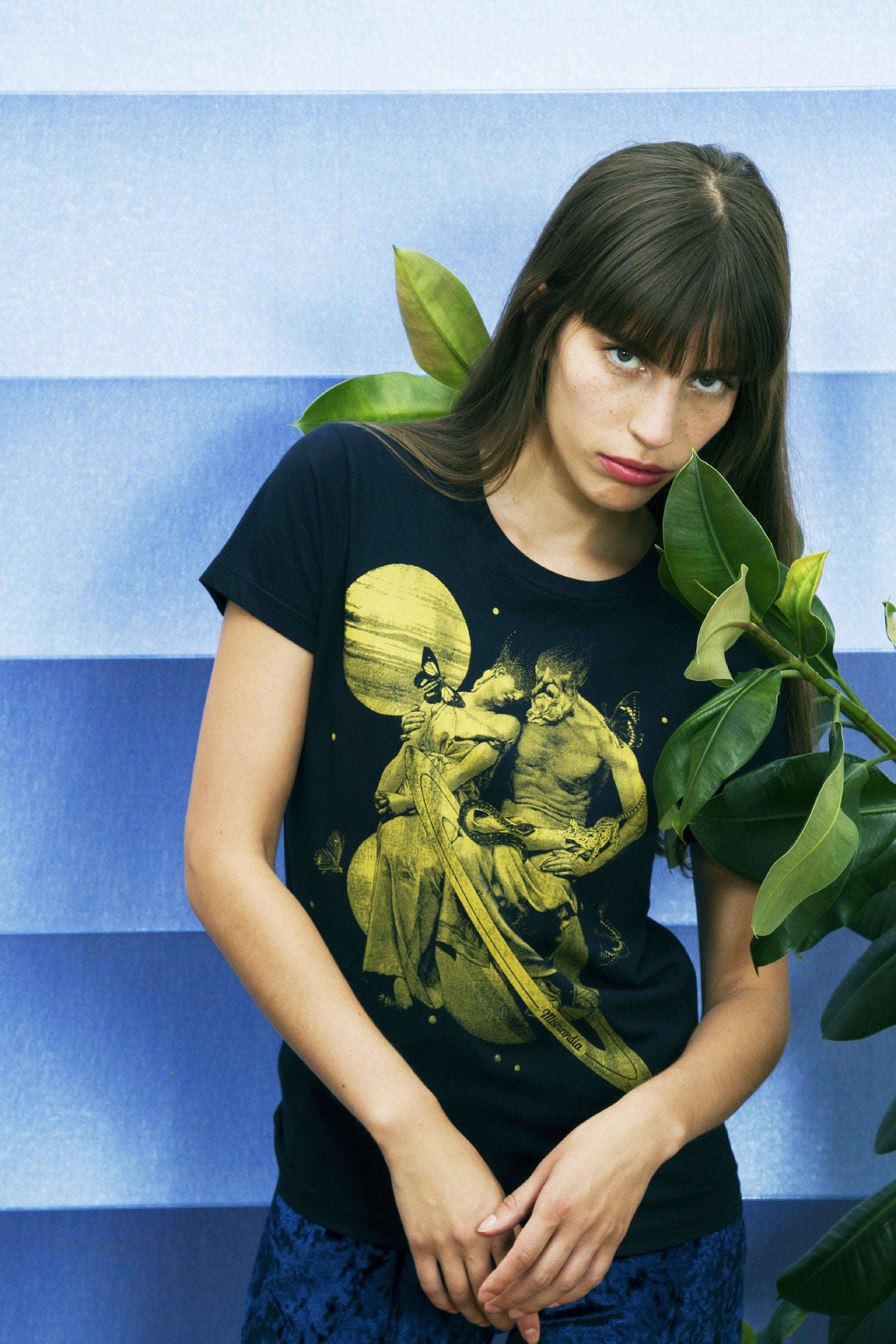 LA DOUCEUR DU COTON PIMA S'ACCOMPAGNE D'UN MESSAGE ENGAGÉ