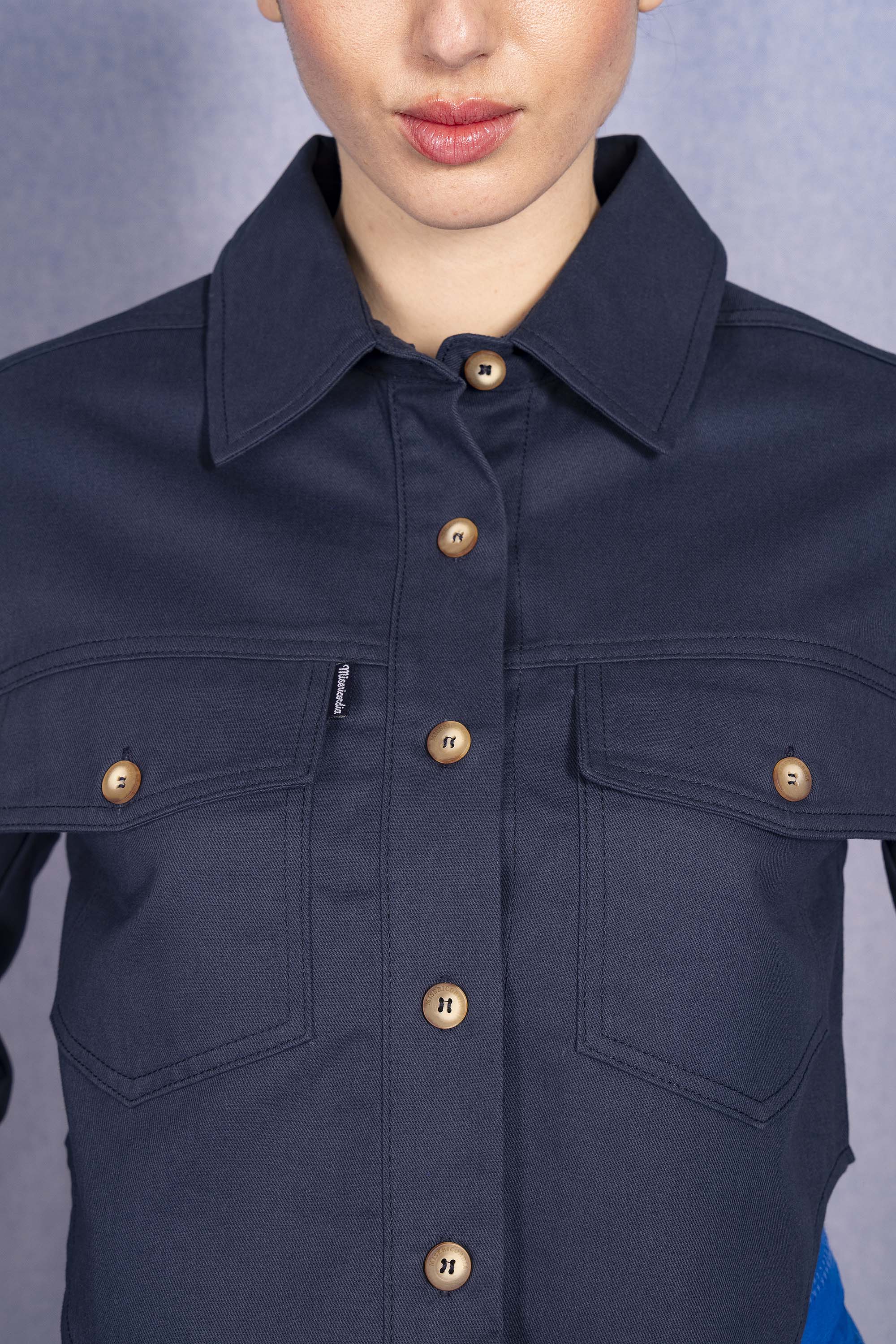 Chemise Arlet Bleu Marine chemise femme, grand incontournable du vestiaire féminin