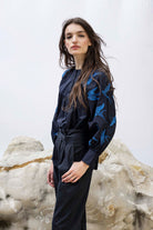 Chemise Doria Aves Bleu Marine à la fois élégante et casual pour un look ultra féminin