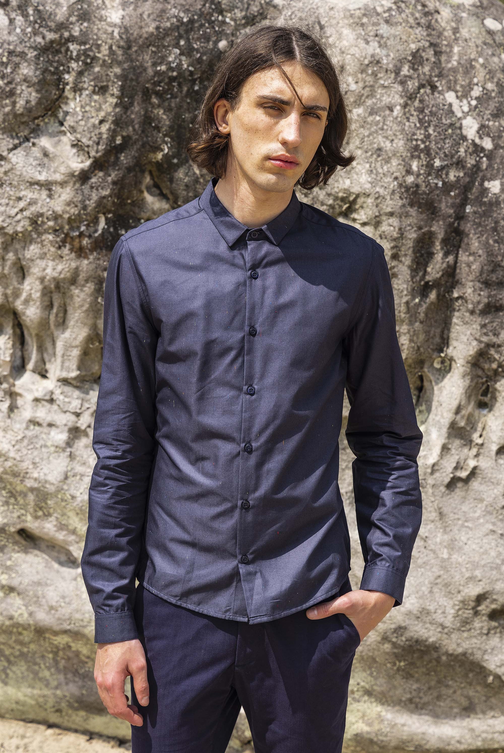 Chemise Farfan Rayas de Color Bleu Marine chemise à l'esprit classique, simple et élégant