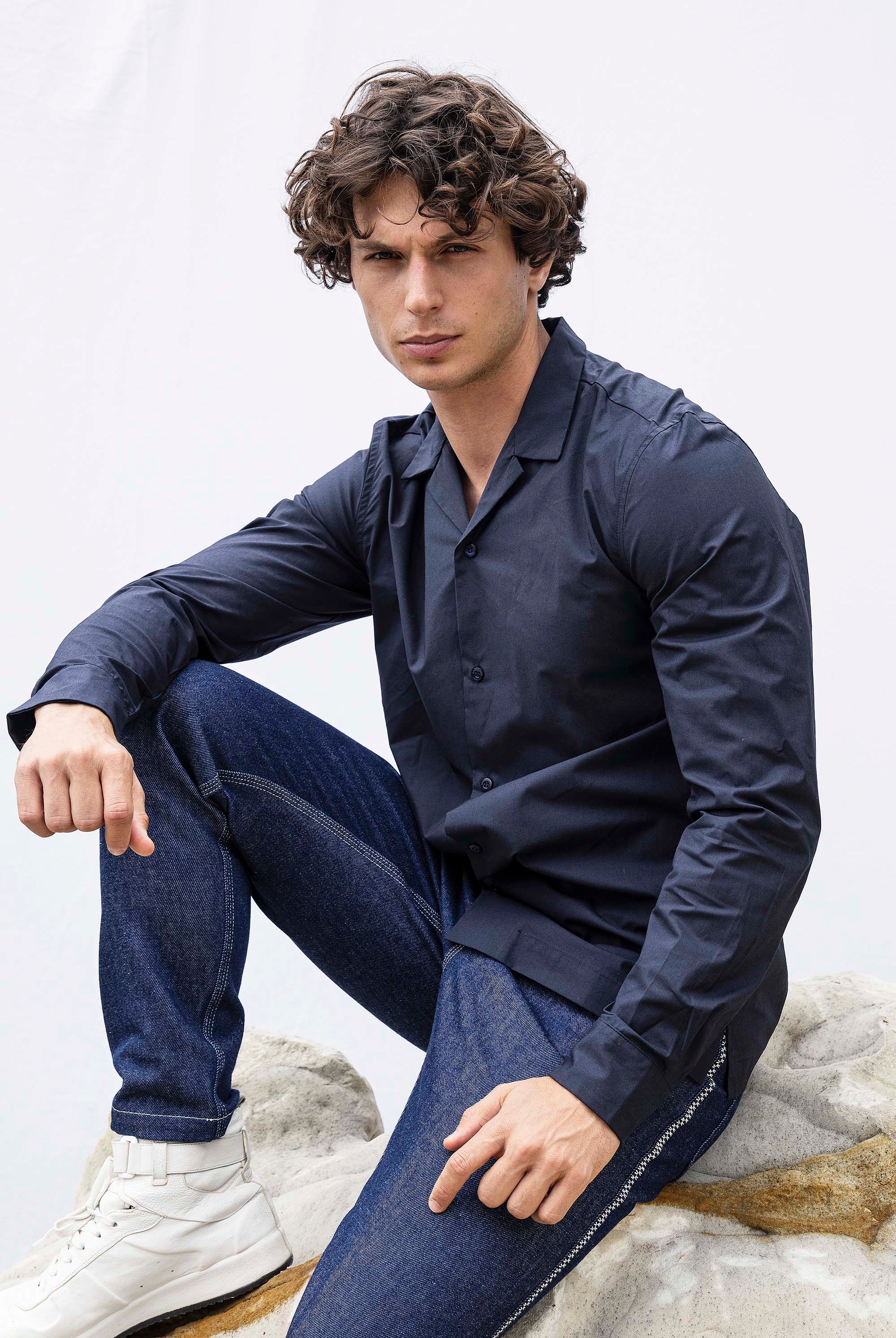 Chemise Guillermo Bleu Marine chemise homme raffinée pour un style charmant