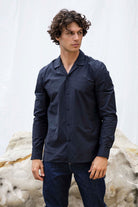 Chemise Guillermo Bleu Marine chemise homme aux lignes délicates, élégance assurée