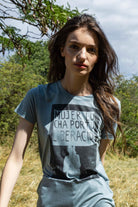 T-Shirt Medallon Mujer Lucha Bleu Fjord t-shirts femme décontractés et sophistiqués