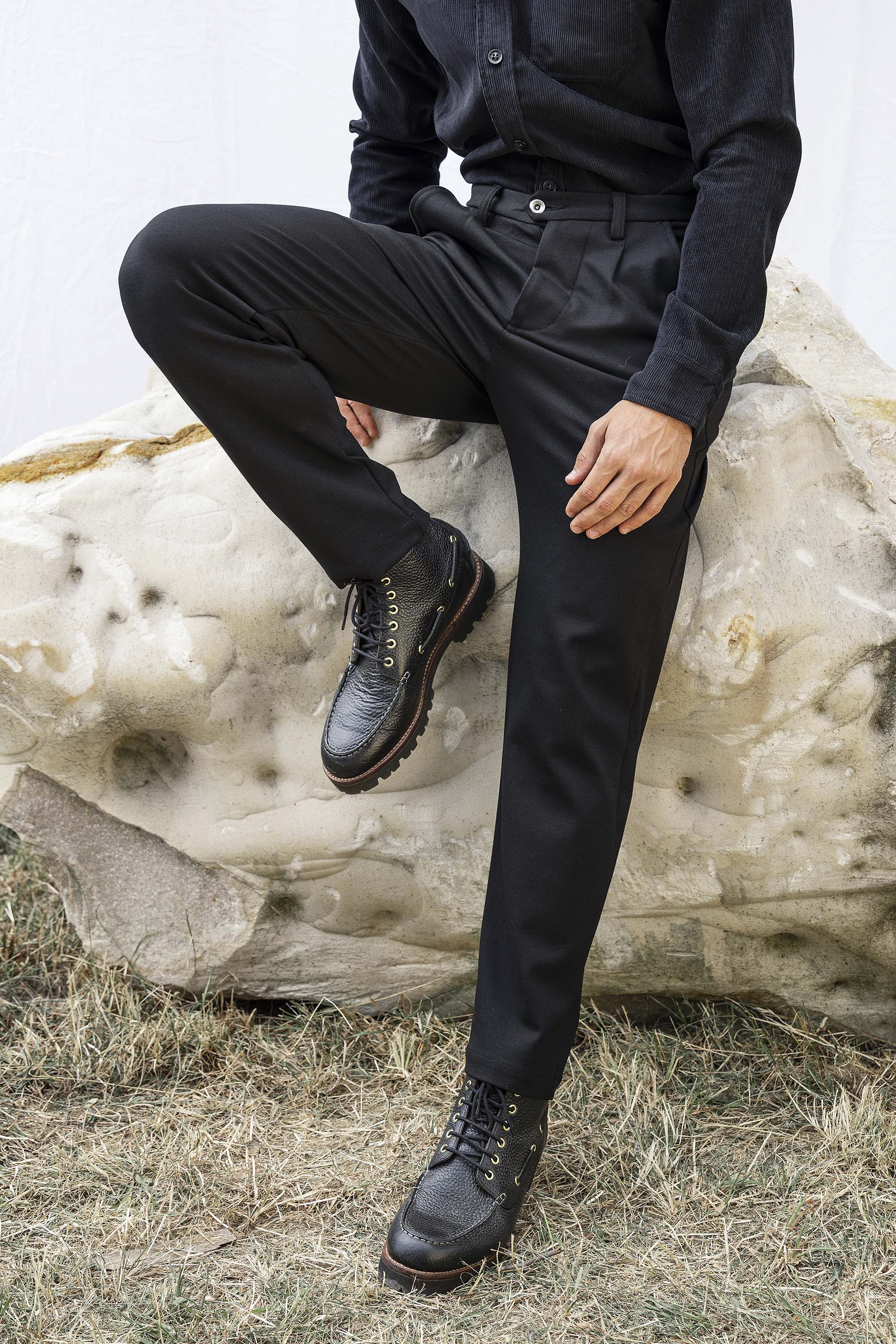 Pantalon Tino Largo Noir pantalons élégants pour hommes, déclinés dans une large gamme de motifs et de coupes