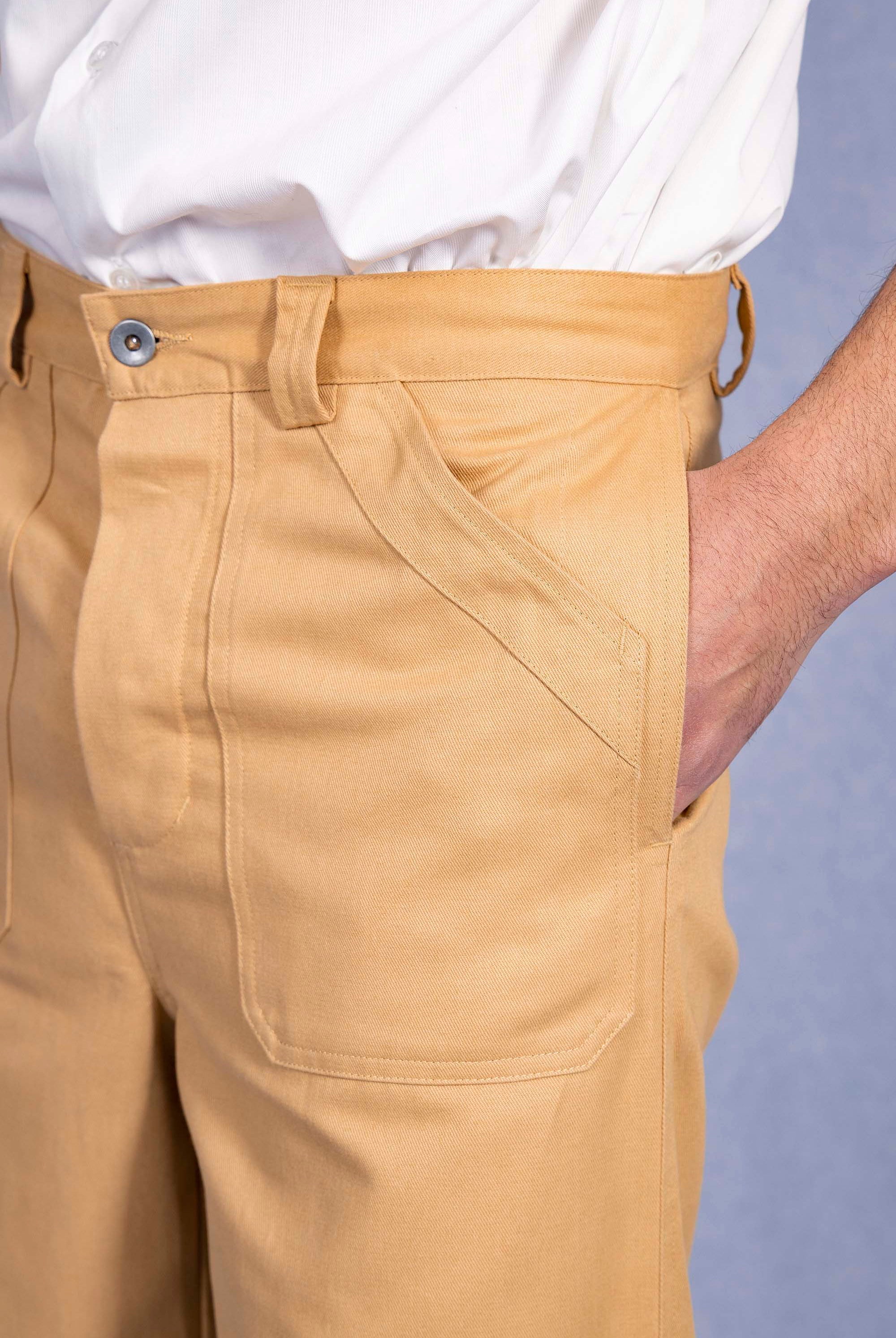 Pantalon Nestor Beige coupe aisée et facile à porter, indispensable à la garde-robe masculine