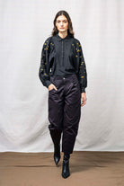 Pantalon Isabella Noir tendance masculin féminin, indispensable du quotidien