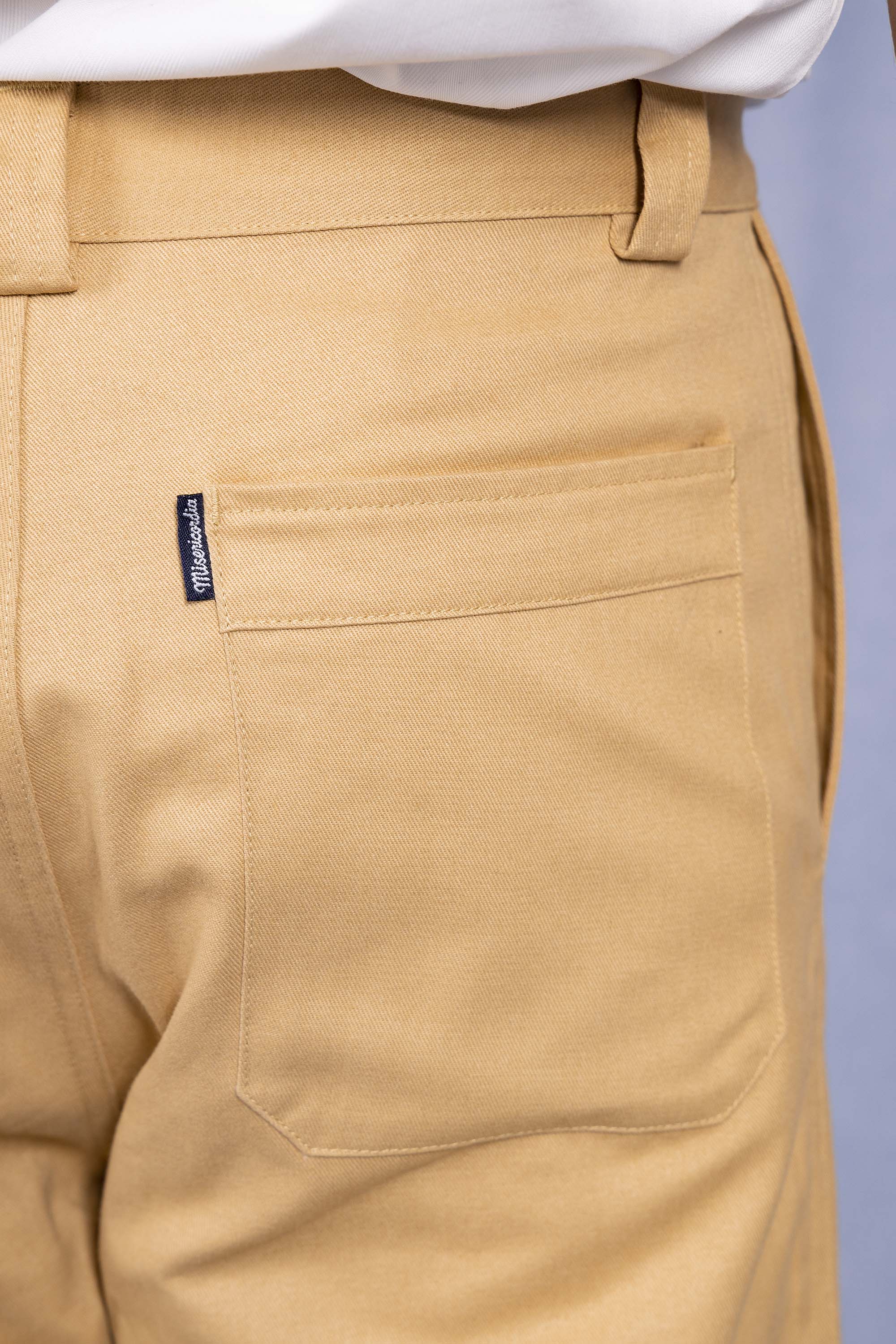 Pantalon Nestor Beige particulièrement confortables et stylés, parfaits à porter au quotidien