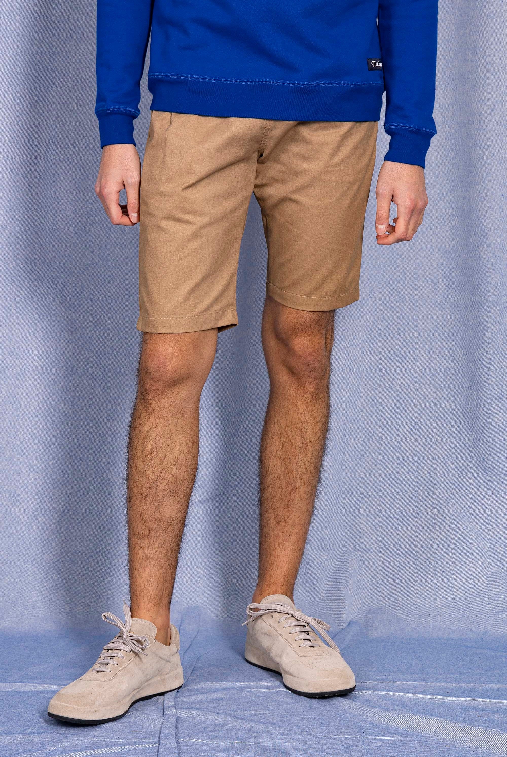 Short Caiman Beige pantalons élégants pour hommes, déclinés dans une large gamme de motifs et de coupes