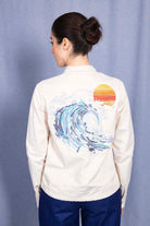 Surchemise Fontanera Ola Ecru classique intemporelle, la chemise dessine la silhouette