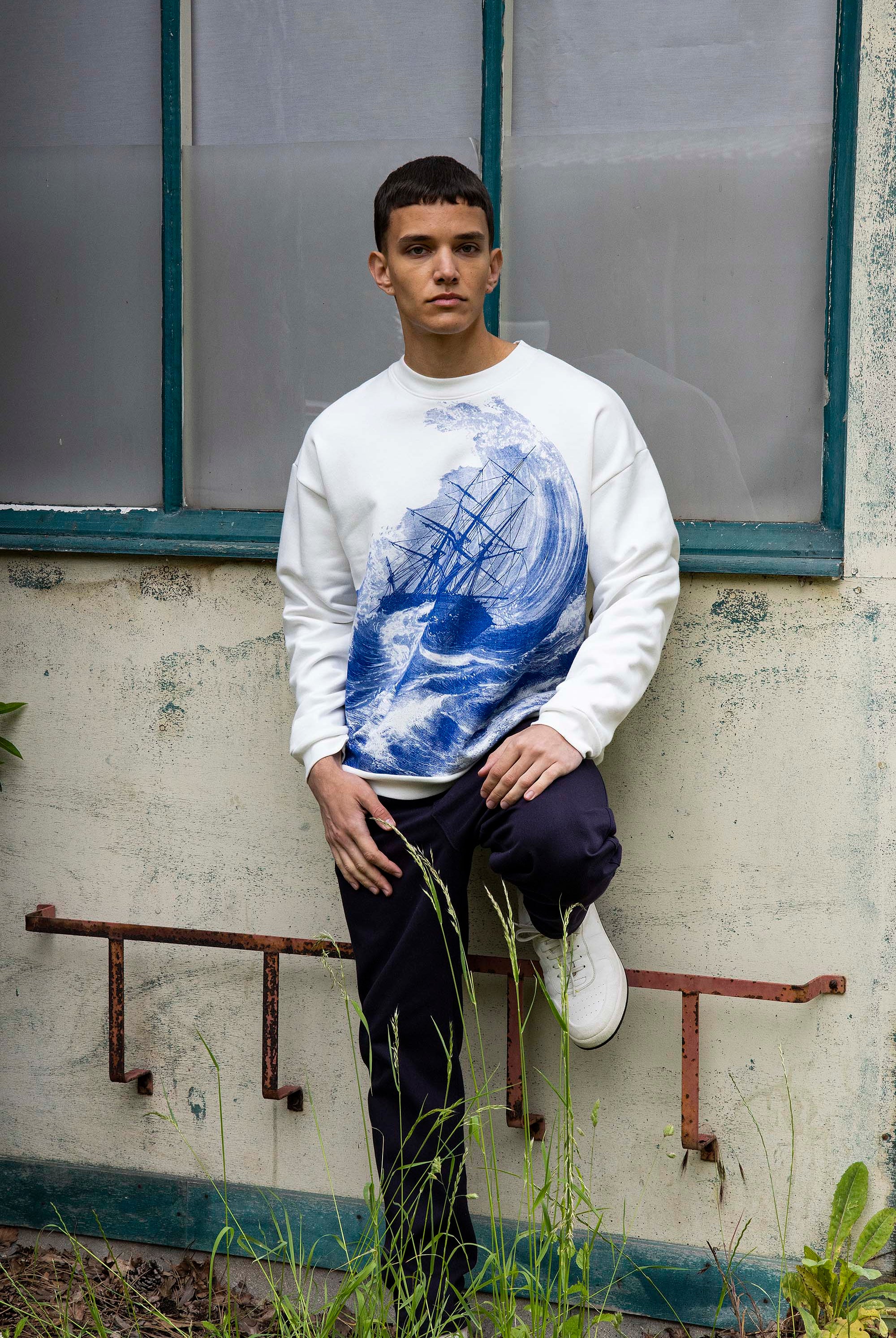 Sweatshirt Angelo Rescate Écru sweatshirts haut de gamme en imprimés