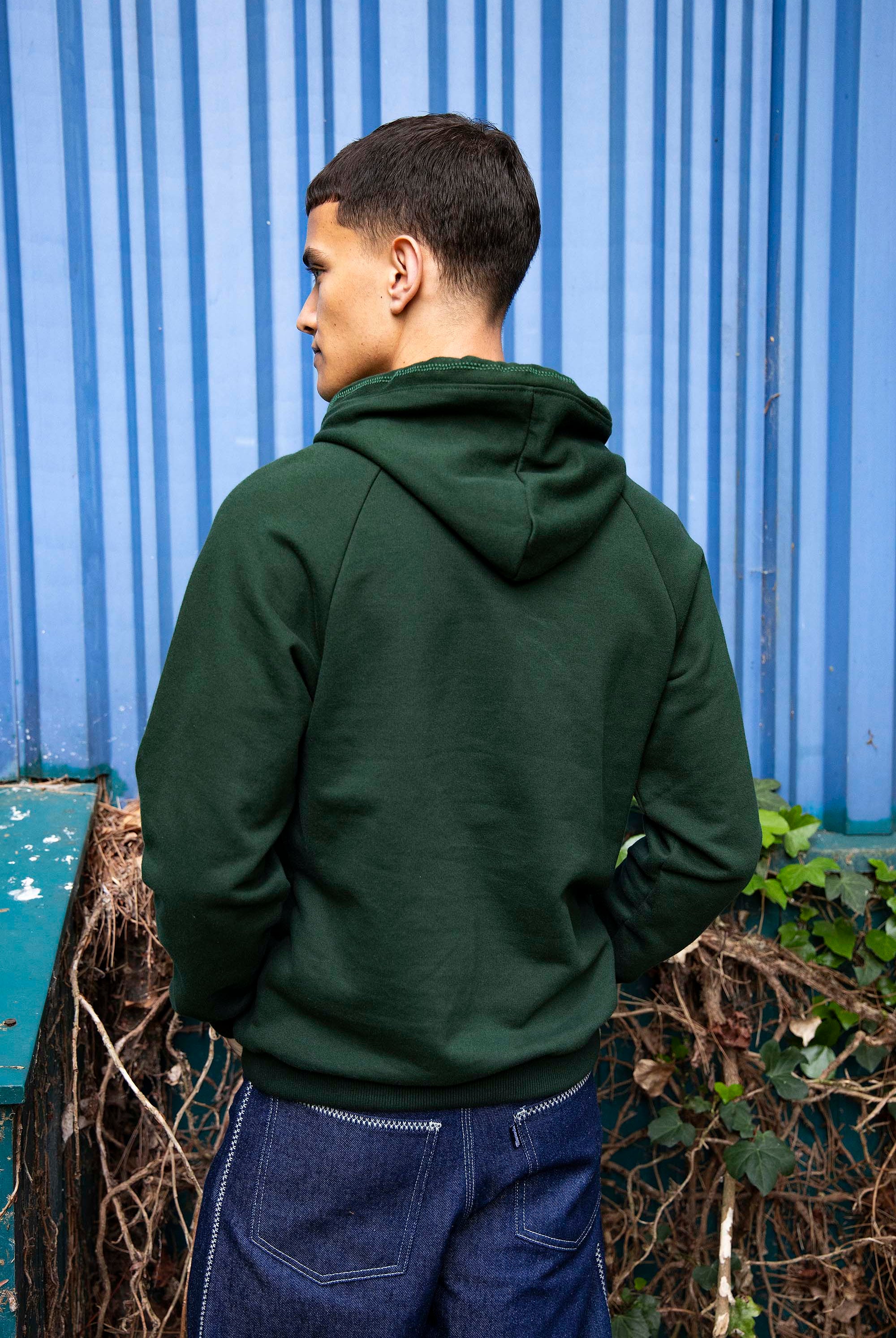 Sweatshirt Feliz Capucha Manos Vert Foncé douceur et qualité des sweatshirts homme Misericordia