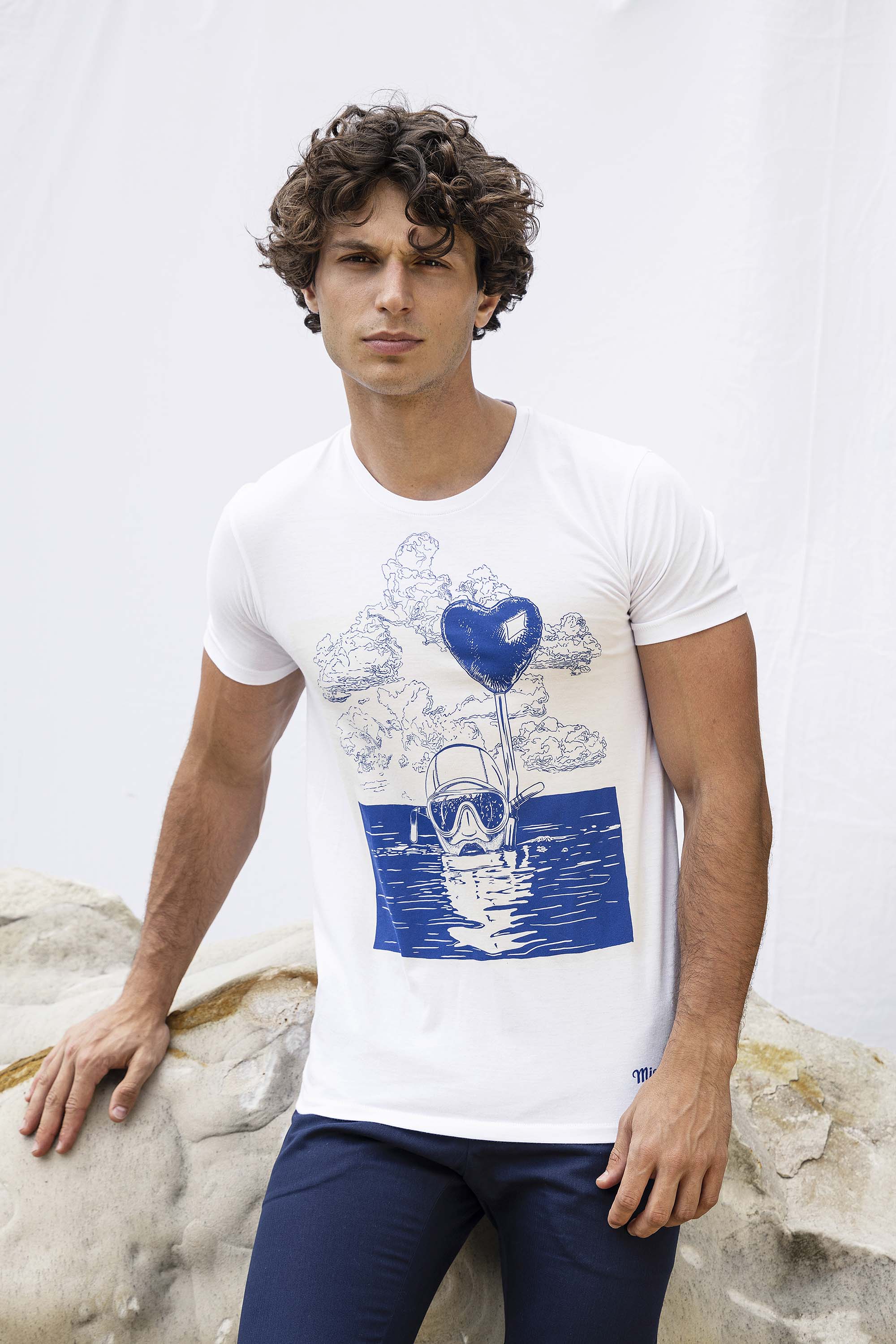 T-Shirt Querido Buceo Blanc modèles à logo et coupes actuelles, les t-shirts Misericordia pour homme à découvrir