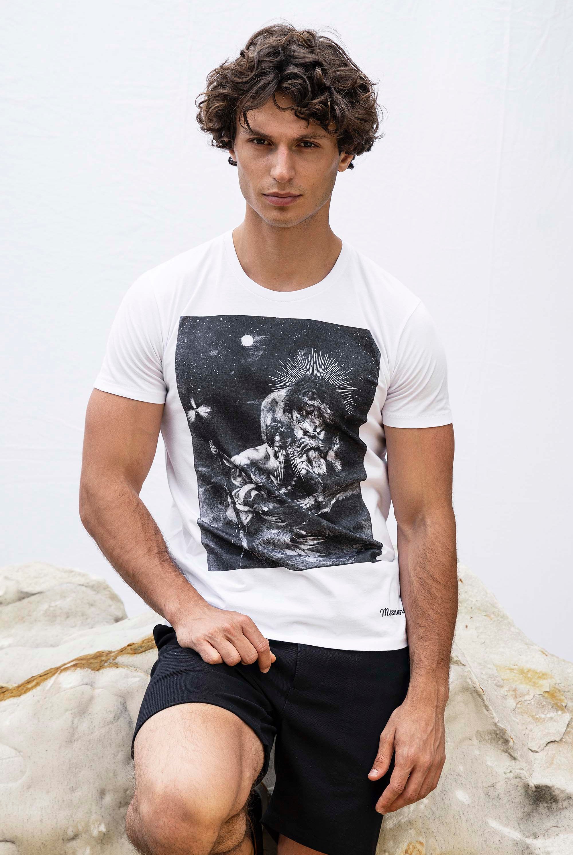 T-Shirt Querido Leon Blanc jouer la carte de l'originalité avec les t-shirts à message Misericordia