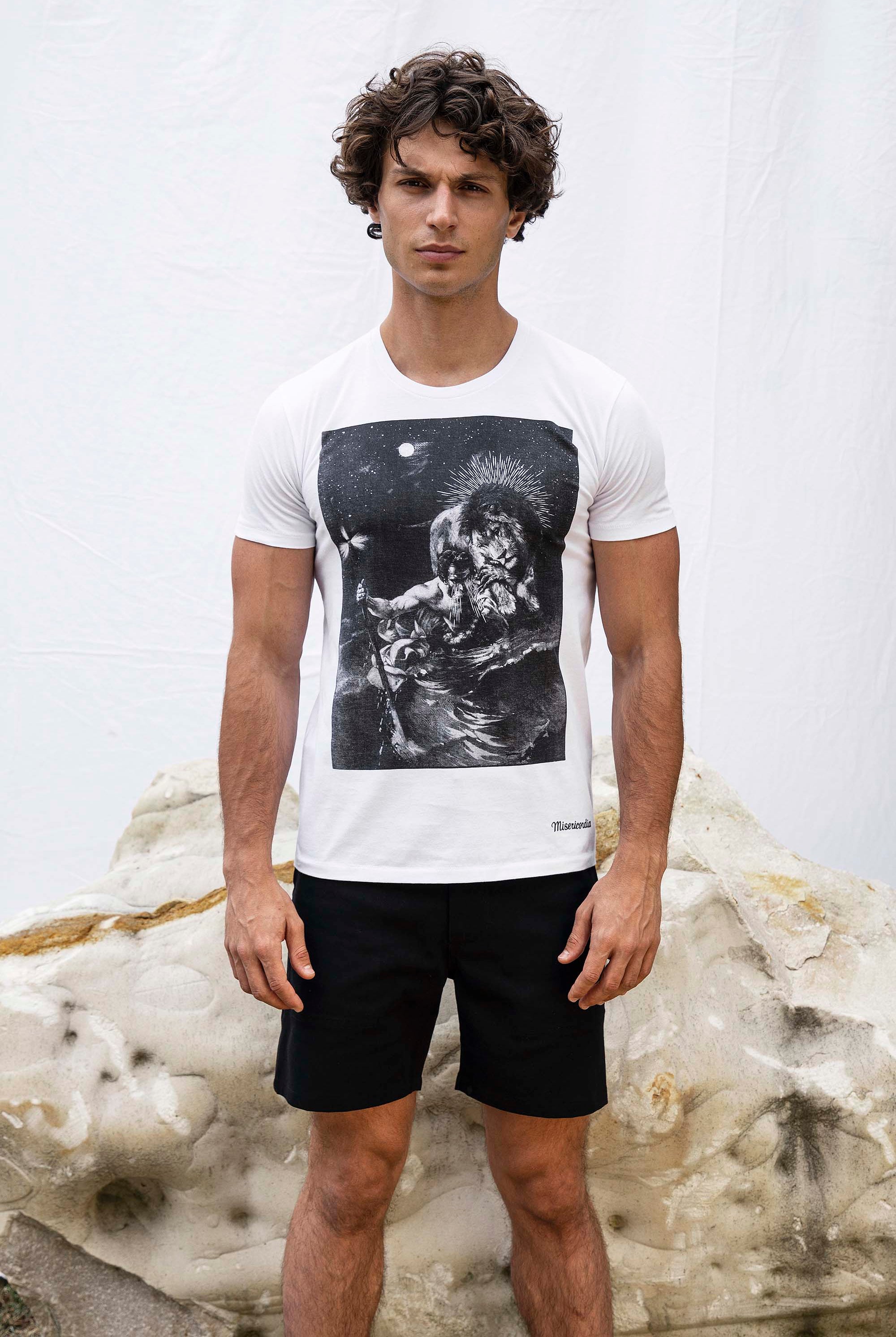 T-Shirt Querido Leon Blanc modèles à logo et coupes actuelles, les t-shirts Misericordia pour homme à découvrir