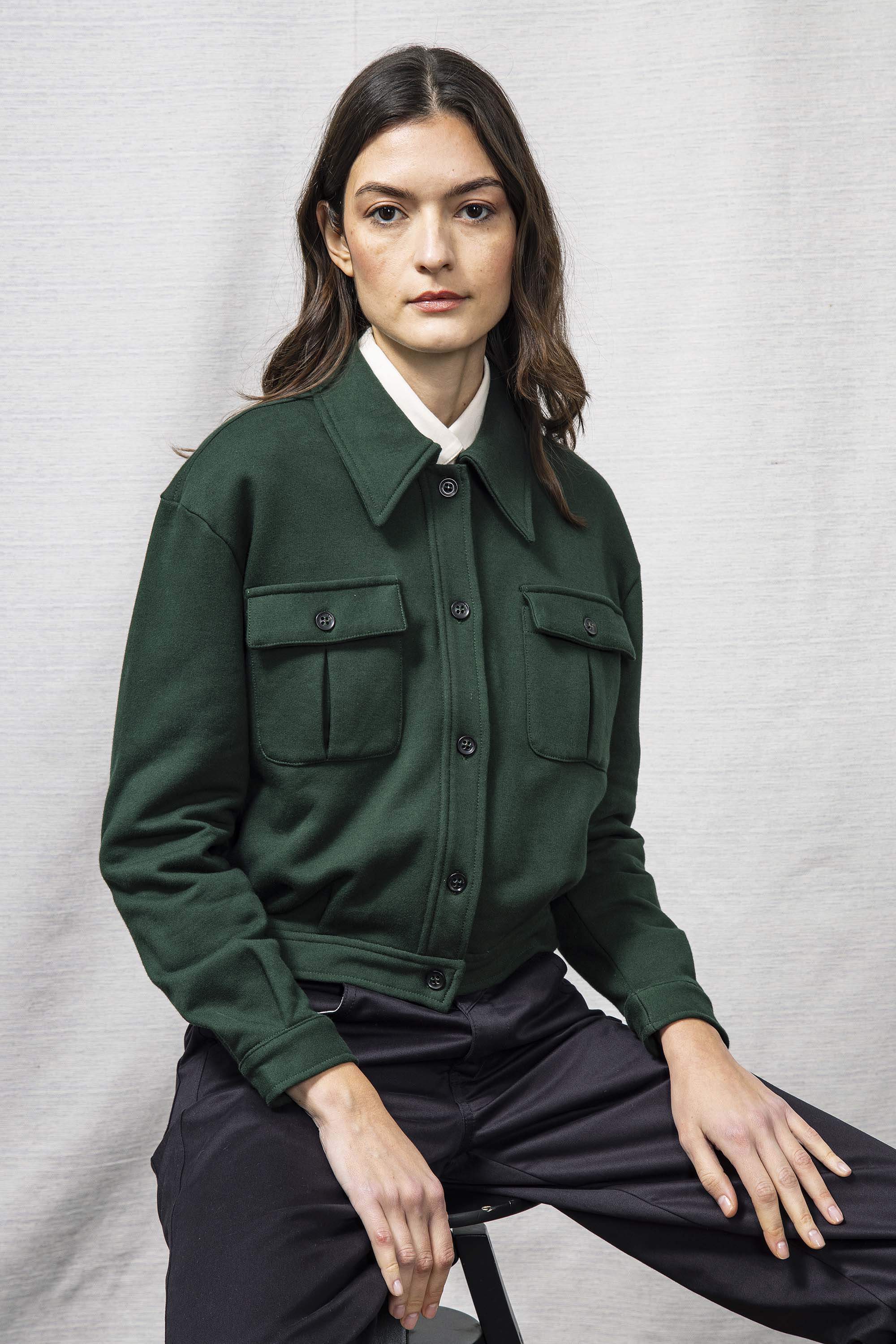 Veste Dione Vert Foncé doux et confortable, cintré, oversize, zippé ou à capuche