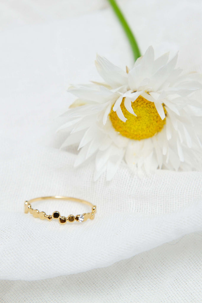 Bague Félicie Doré - Bdm studio feminité autour du cou ou aux oreilles
