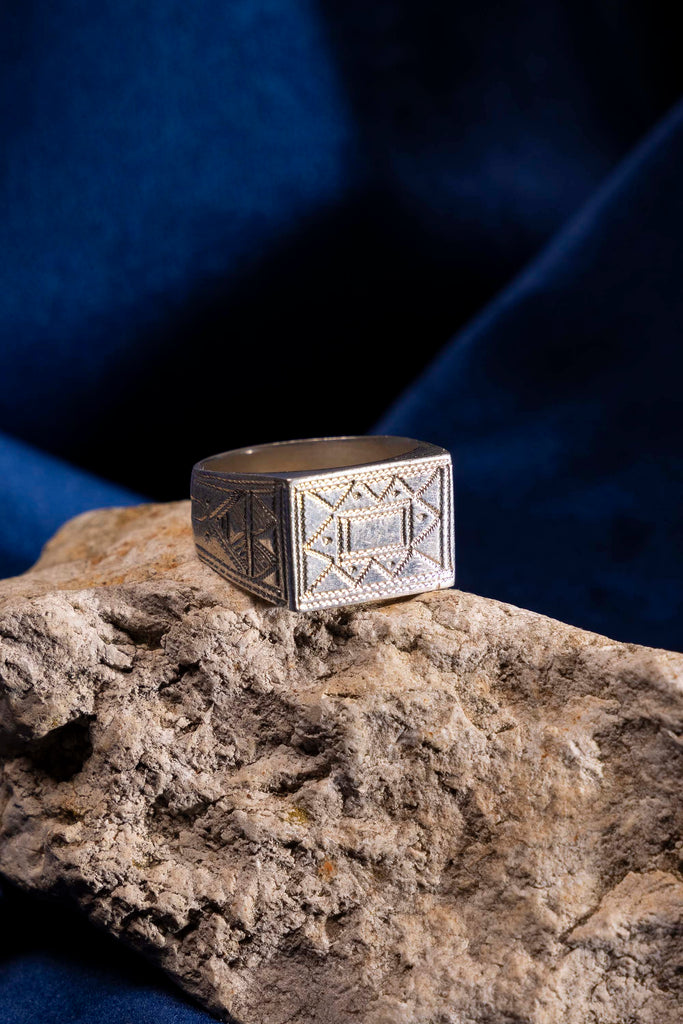 Bague Louis Argent - Ombre Claire Sélection pointue de bijoux soigneusement choisis auprès de créateurs Made in France