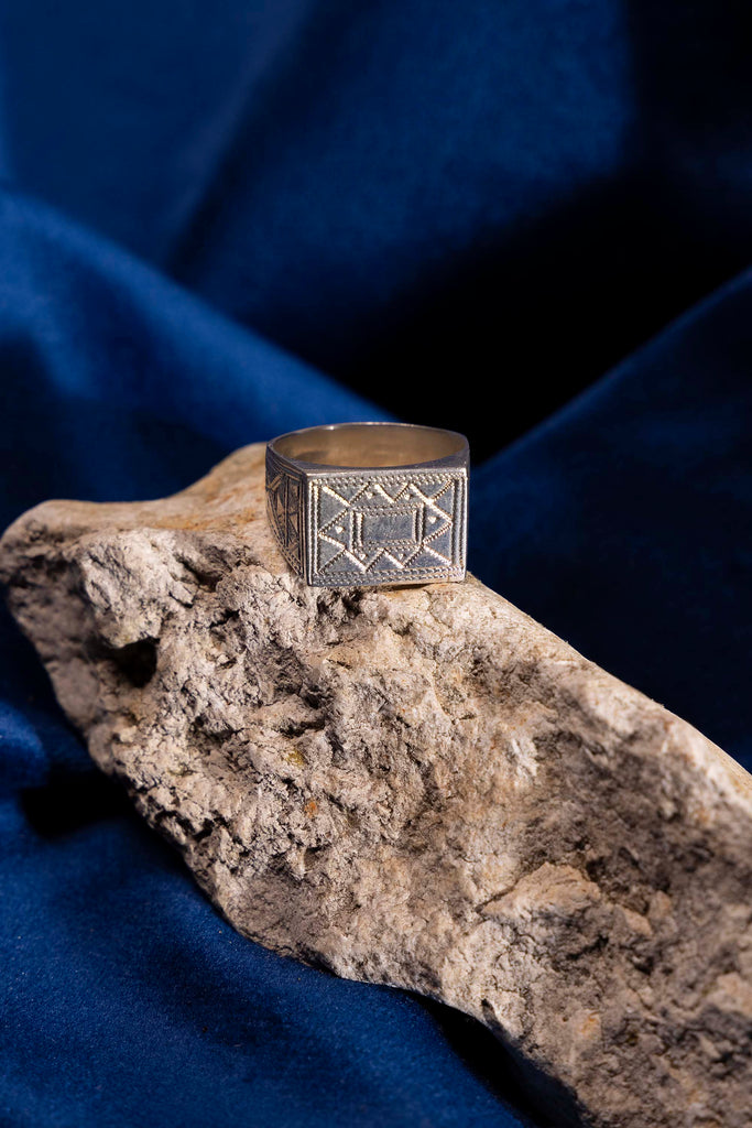 Bague Louis Argent - Ombre Claire un bijou précieux à porter avec toutes vos tenues