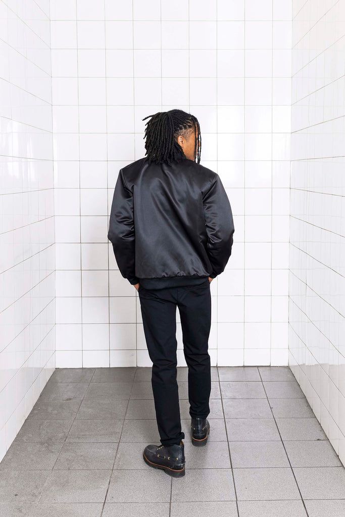 Blouson Amigo Noir veste d'hiver alliant confort et coupe moderne et aux détails originaux