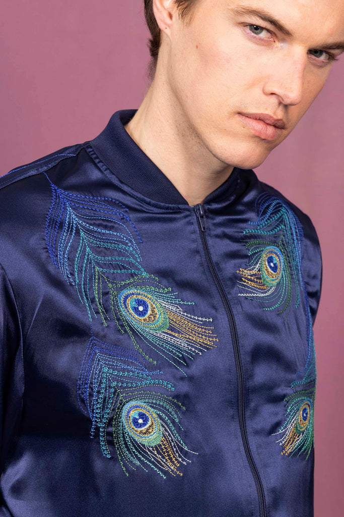 Blouson Paraguas Pavo Real Bleu Marine veste de sport pour dynamiser une tenue décontractée