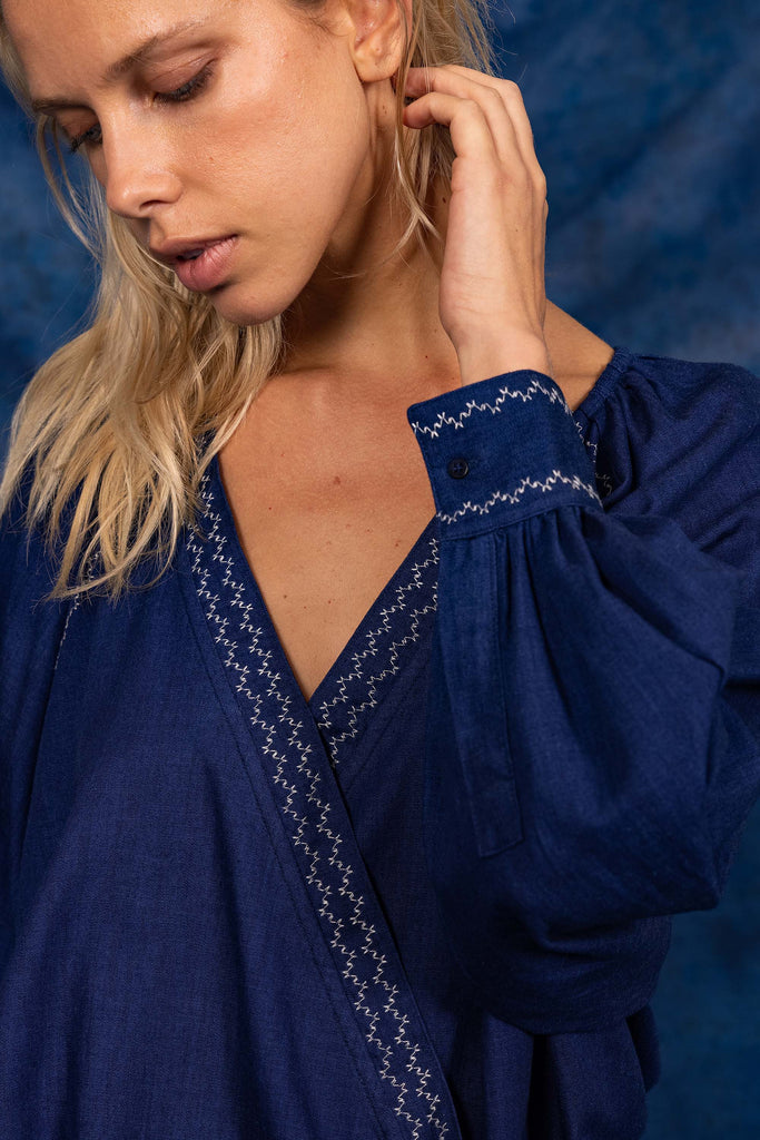 Chemise Alala Bleu Denim classique intemporel, futur partenaire de votre jean