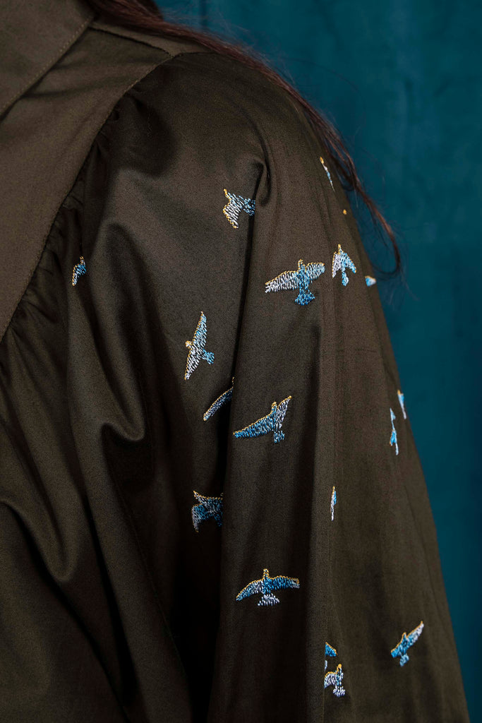 Chemise Carina Vert Foncé Vuelo classique intemporel, futur partenaire de votre jean