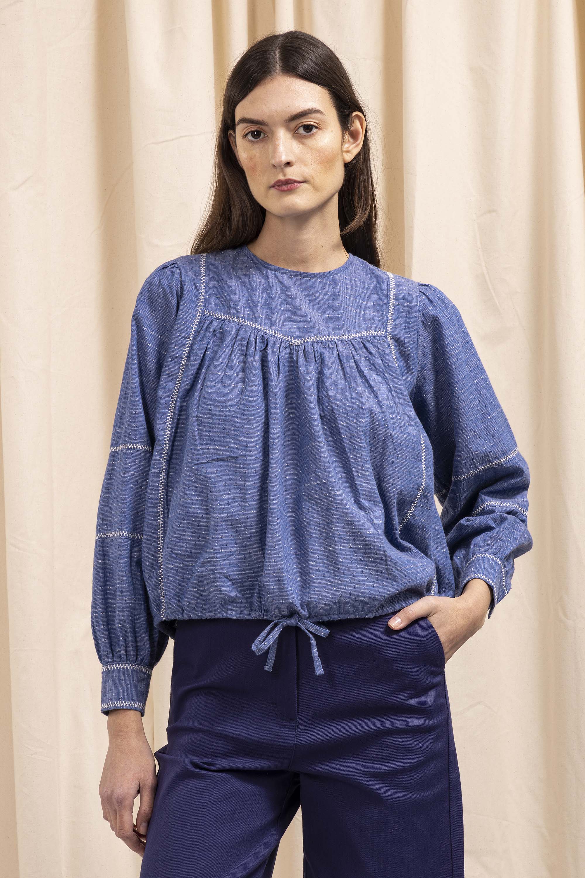 Chemise Florina Bleu chemise Misericordia, librement inspirée de différents univers
