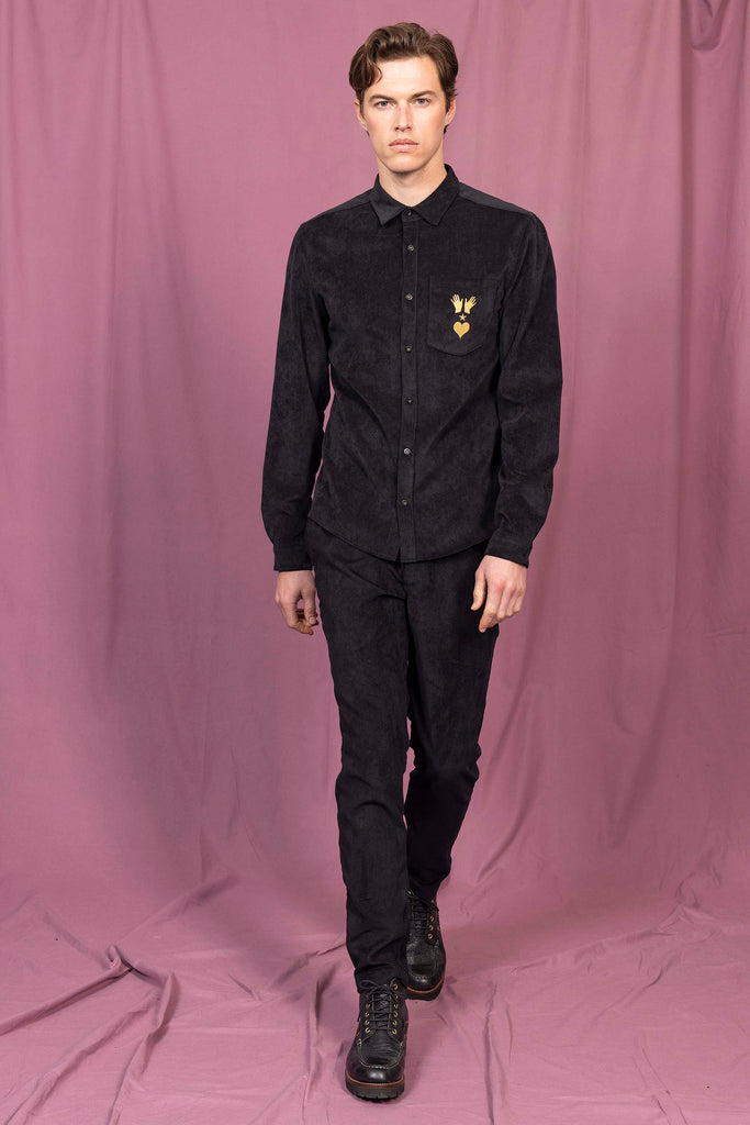 Chemise Observatorio Noir chemise à l'esprit classique, simple et élégant