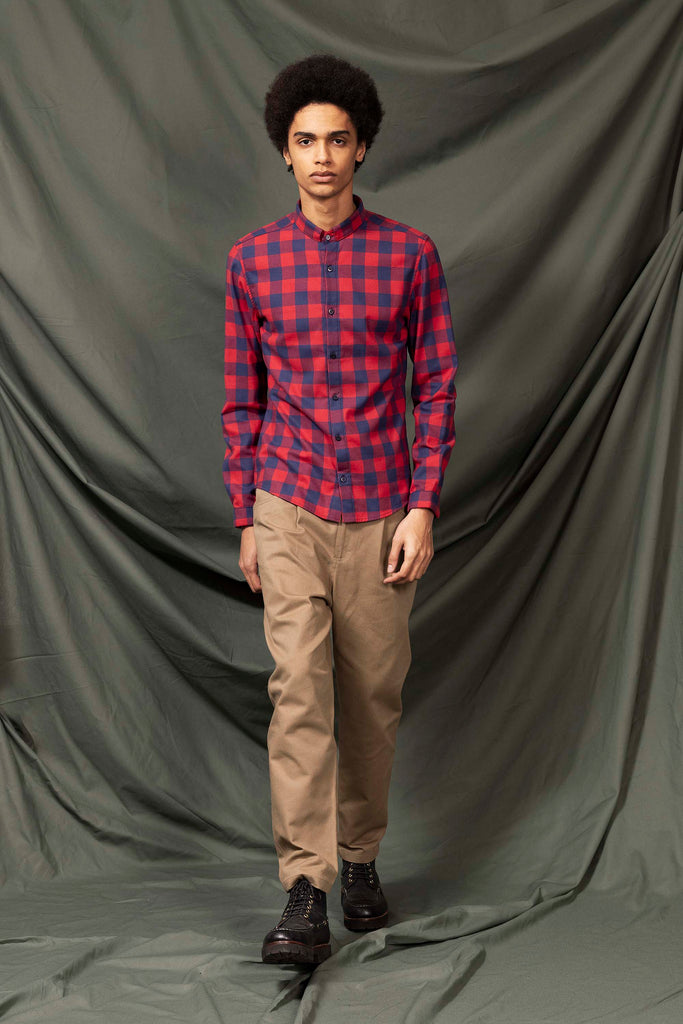 Chemise Piloto Rouge Et Bleu Marine exprimer une personnalité sans concession pour conserver une silhouette décontractée