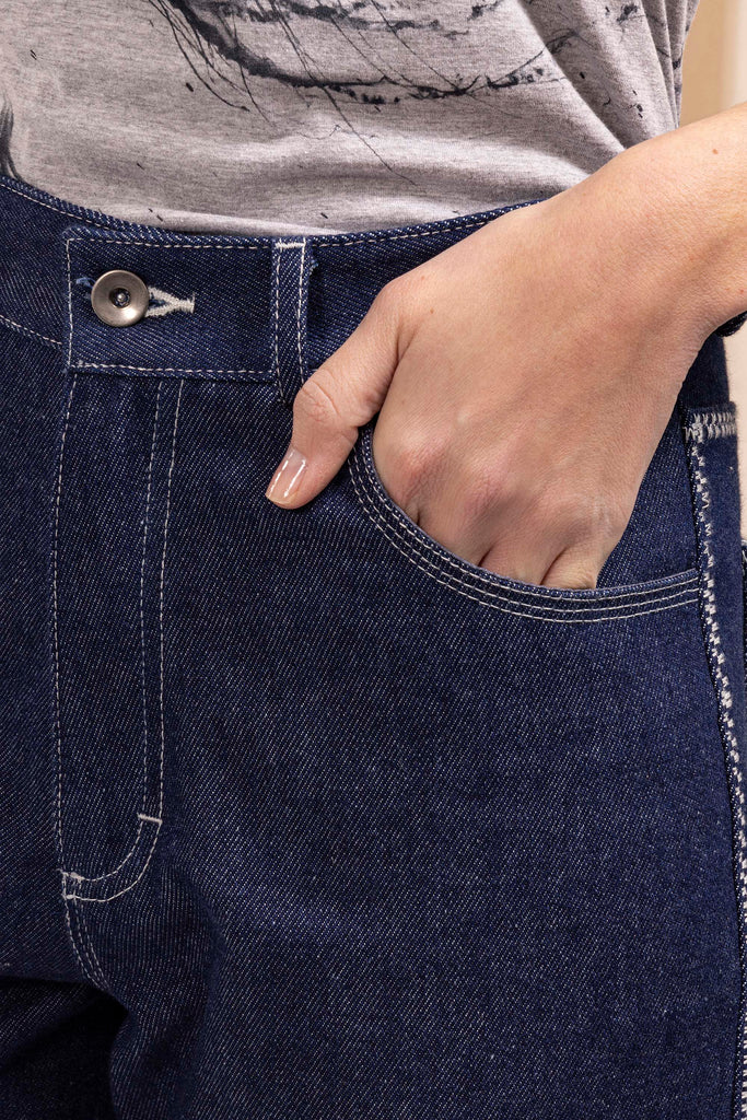 Pantalon Sala Bleu Foncé pièce intemporelle, élégance et poésie urbaine, fabrication certifiée