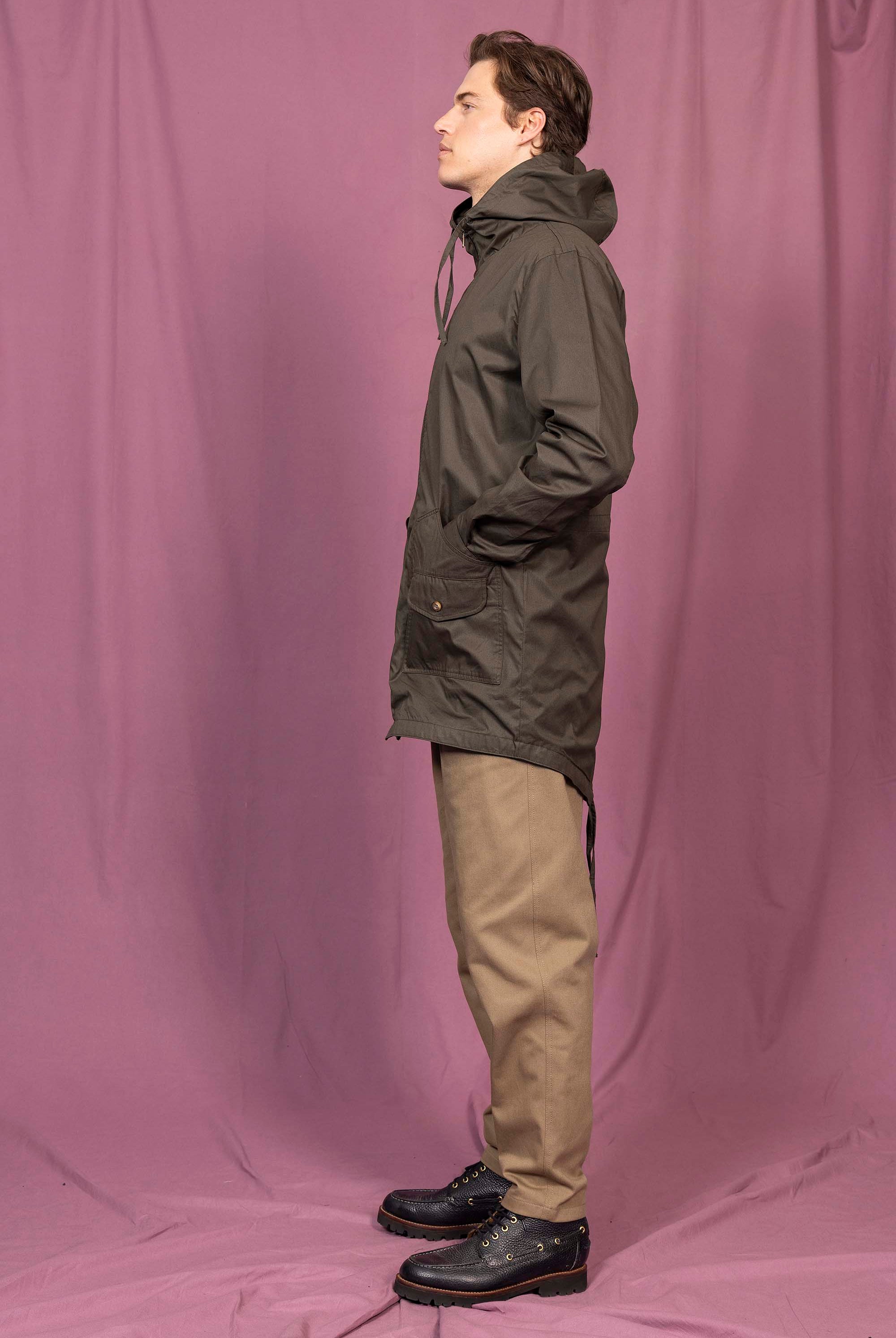 Manteau Ivan Kaki Foncé outerwear résistant et authentique avec une finition impeccable