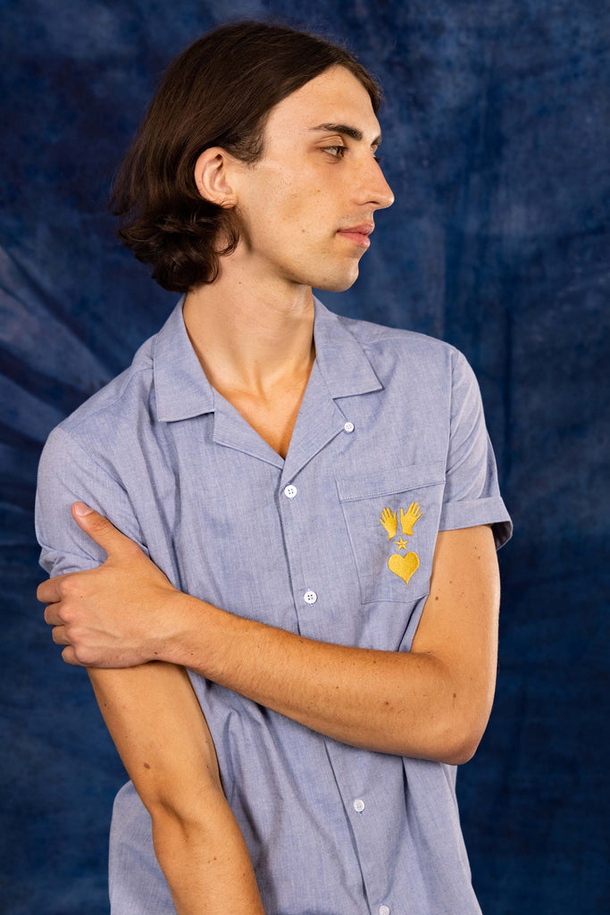 Chemise Fidel Bleu Délavé exprimer une personnalité sans concession pour conserver une silhouette décontractée